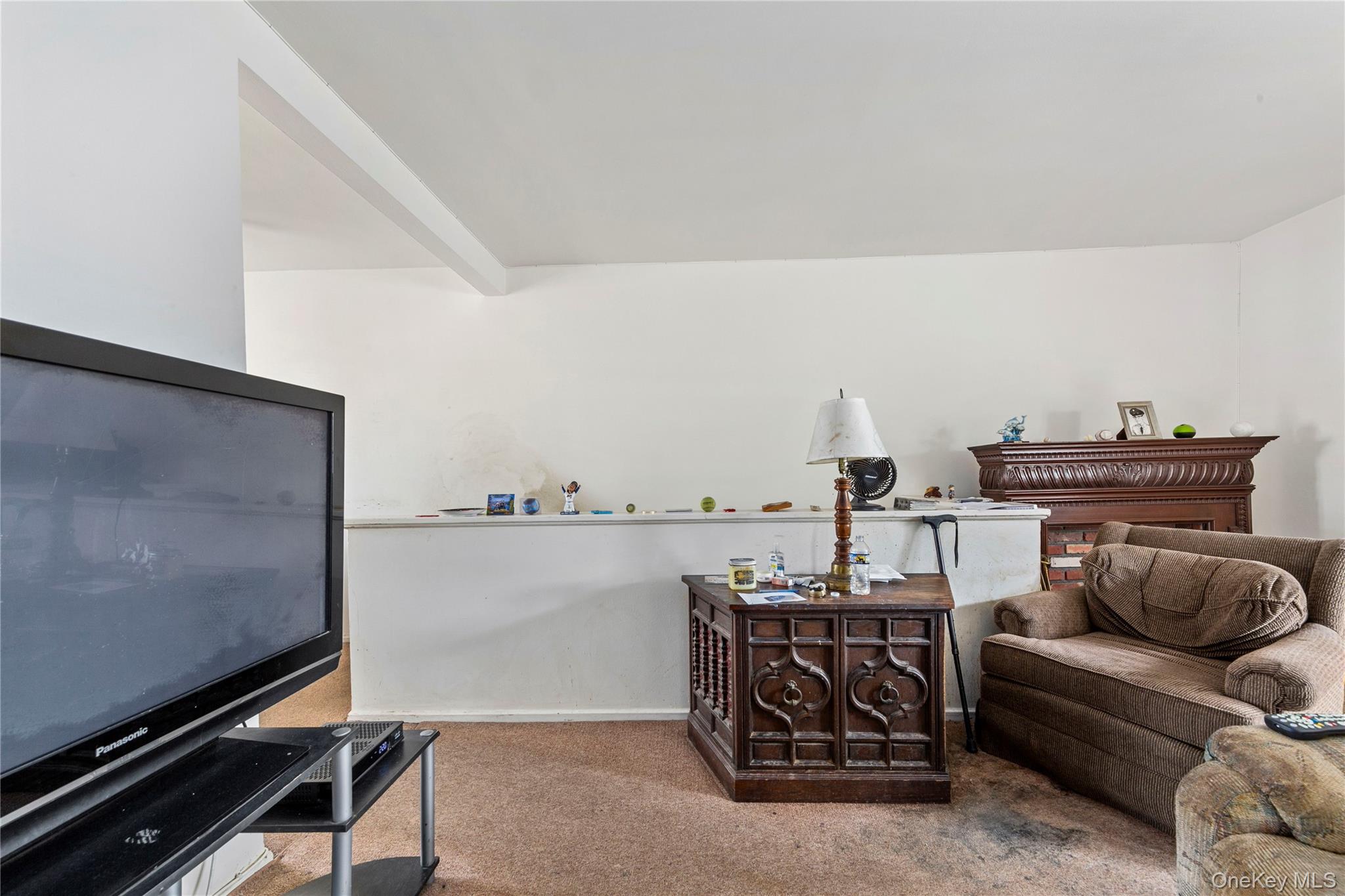 221-31 Braddock Avenue # UPPER, Queens Village, NY 11427