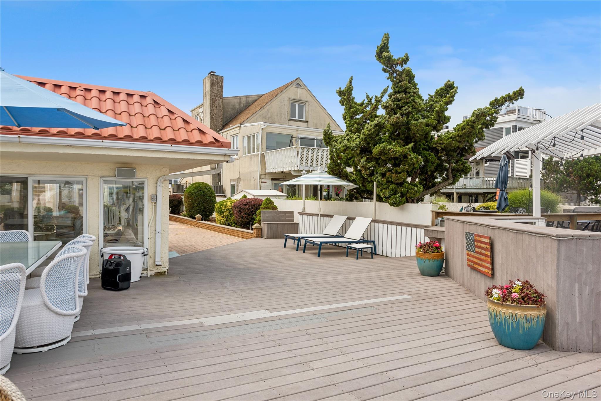 87 Bay Street, East Atlantic Beach, NY 11561