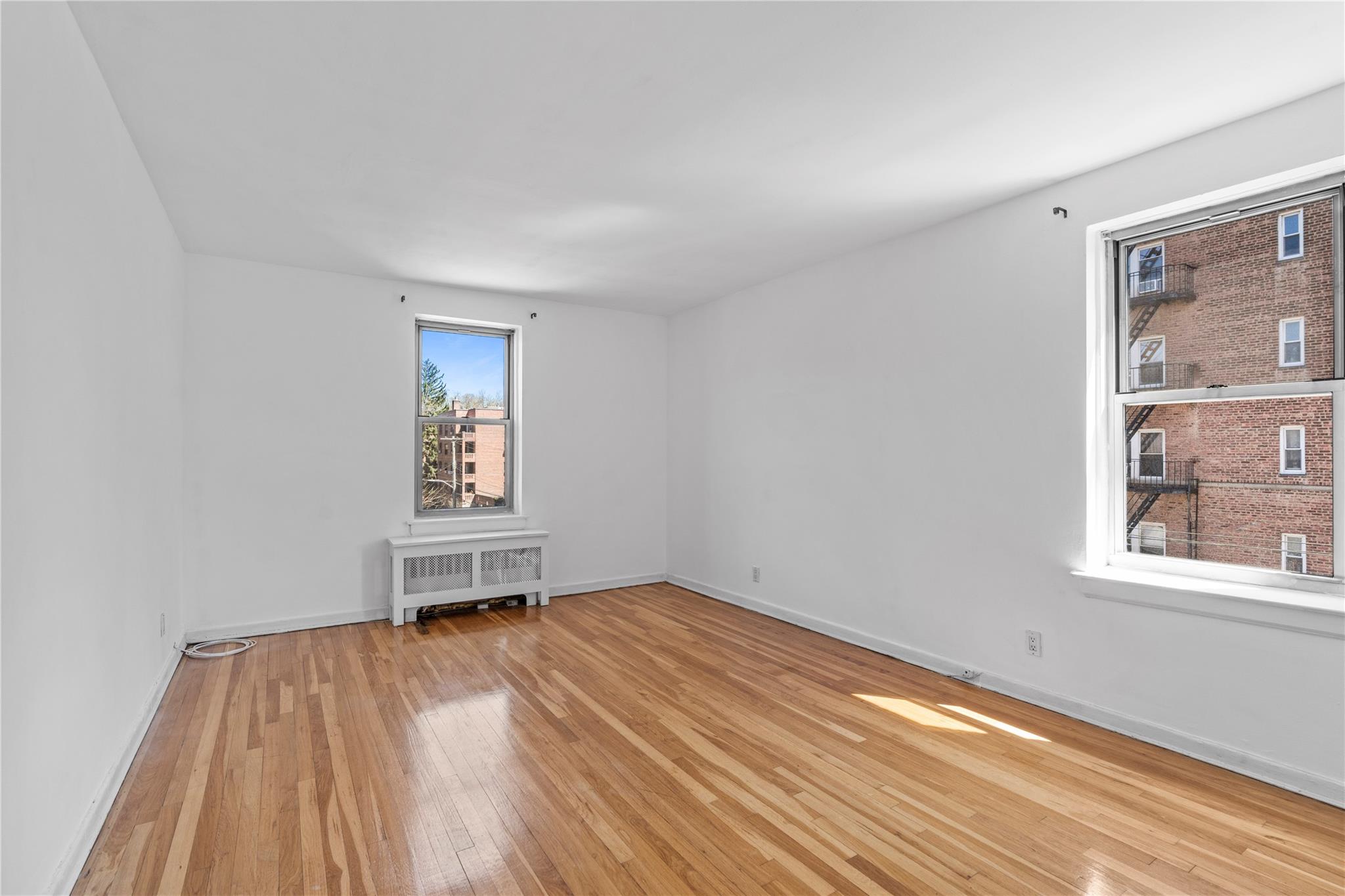 1 Vincent Road # 4C, Bronxville, NY 10708