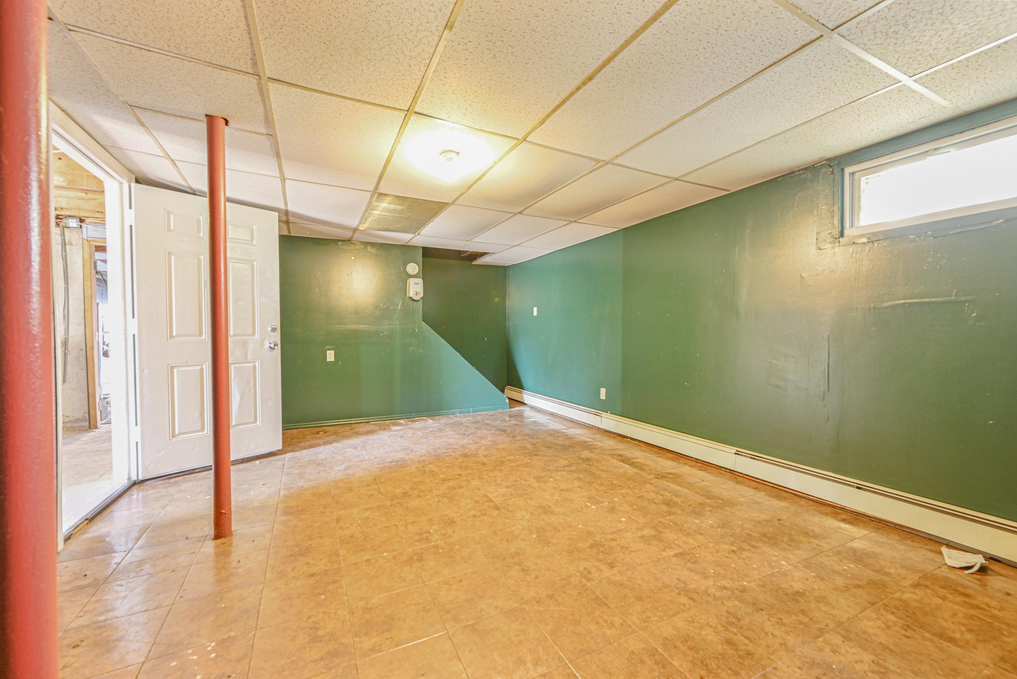 20 E Pine Street, Long Beach, NY 11561