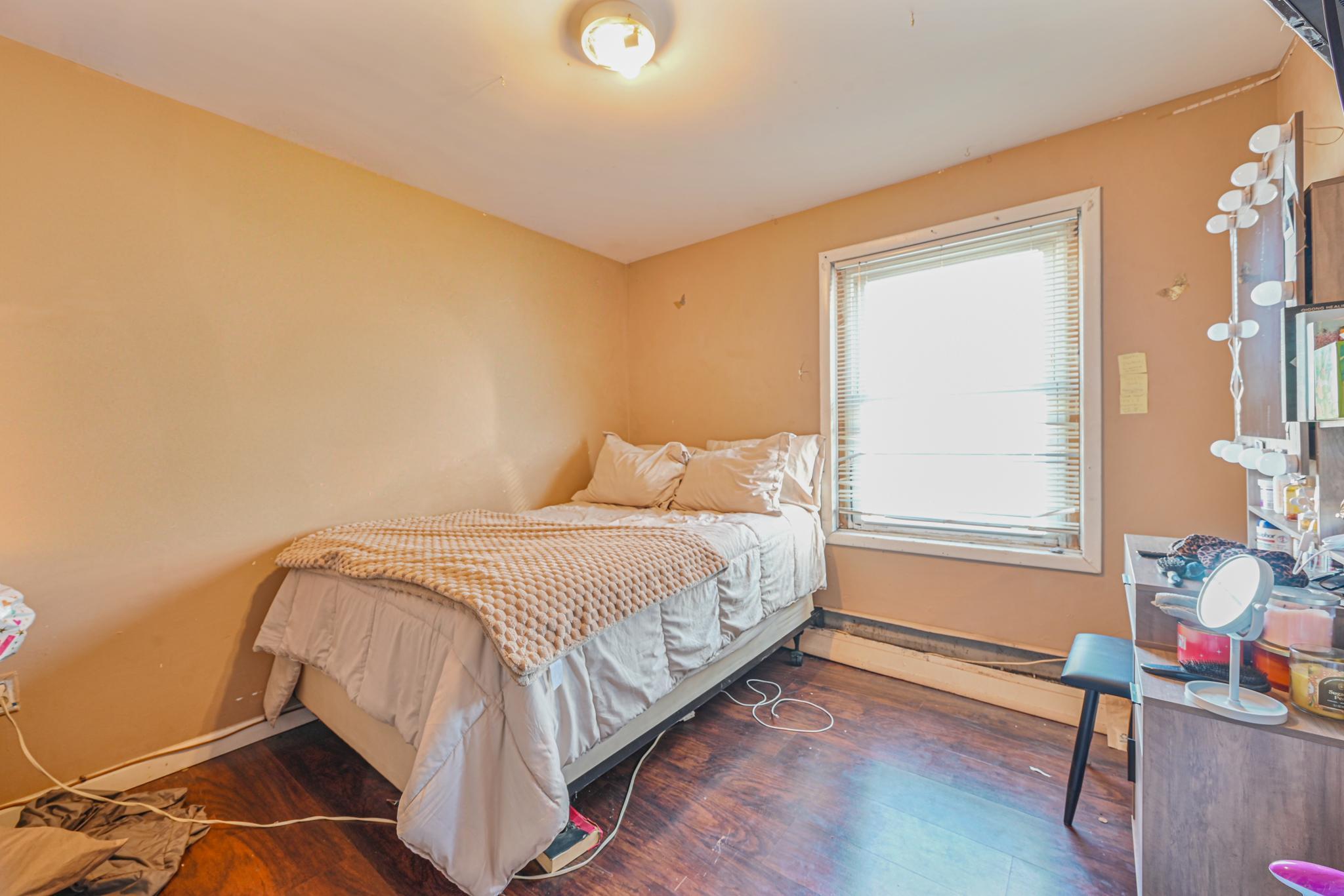 20 E Pine Street, Long Beach, NY 11561