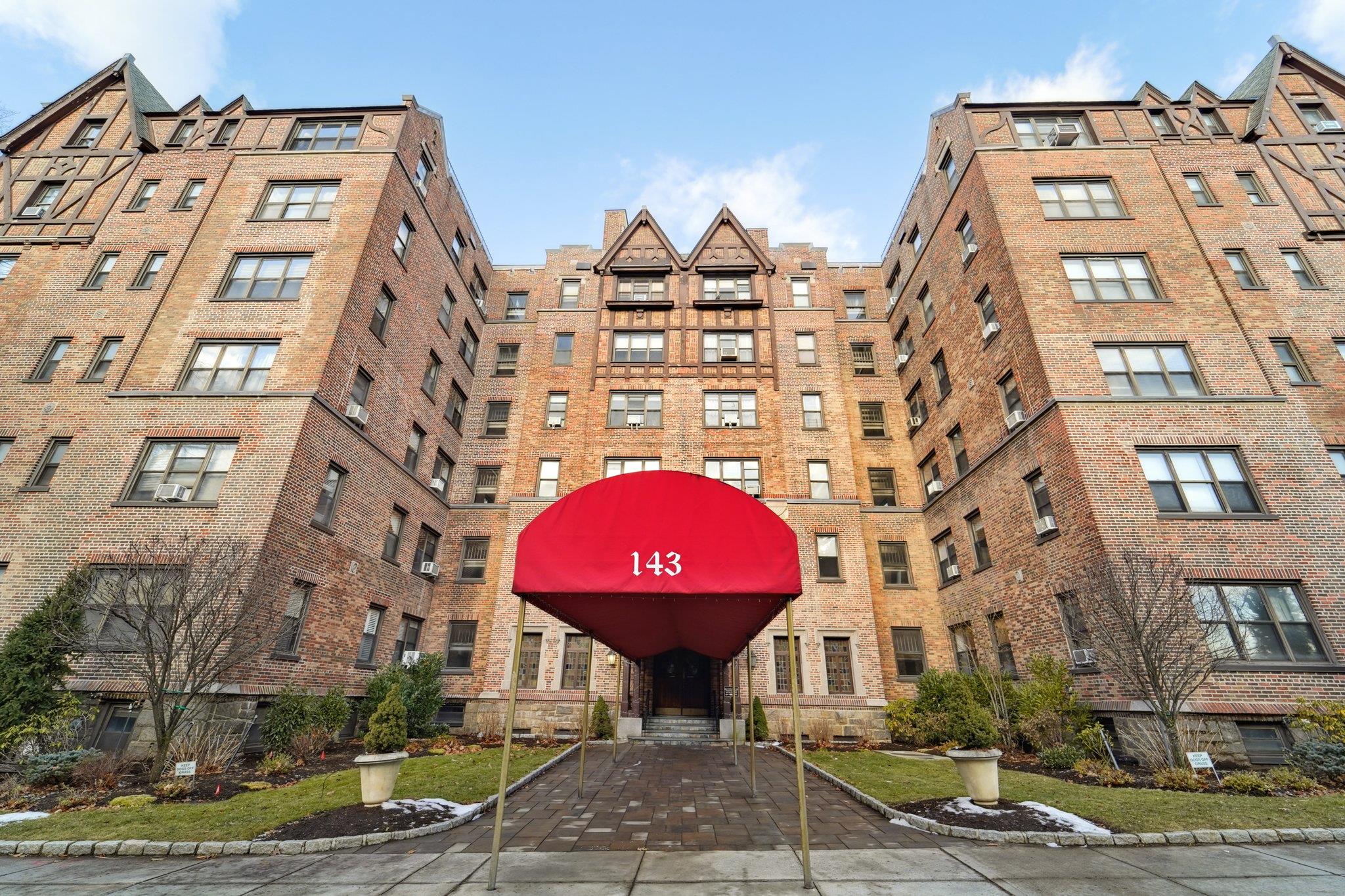 143 Garth Road # 3J, Scarsdale, NY 10583