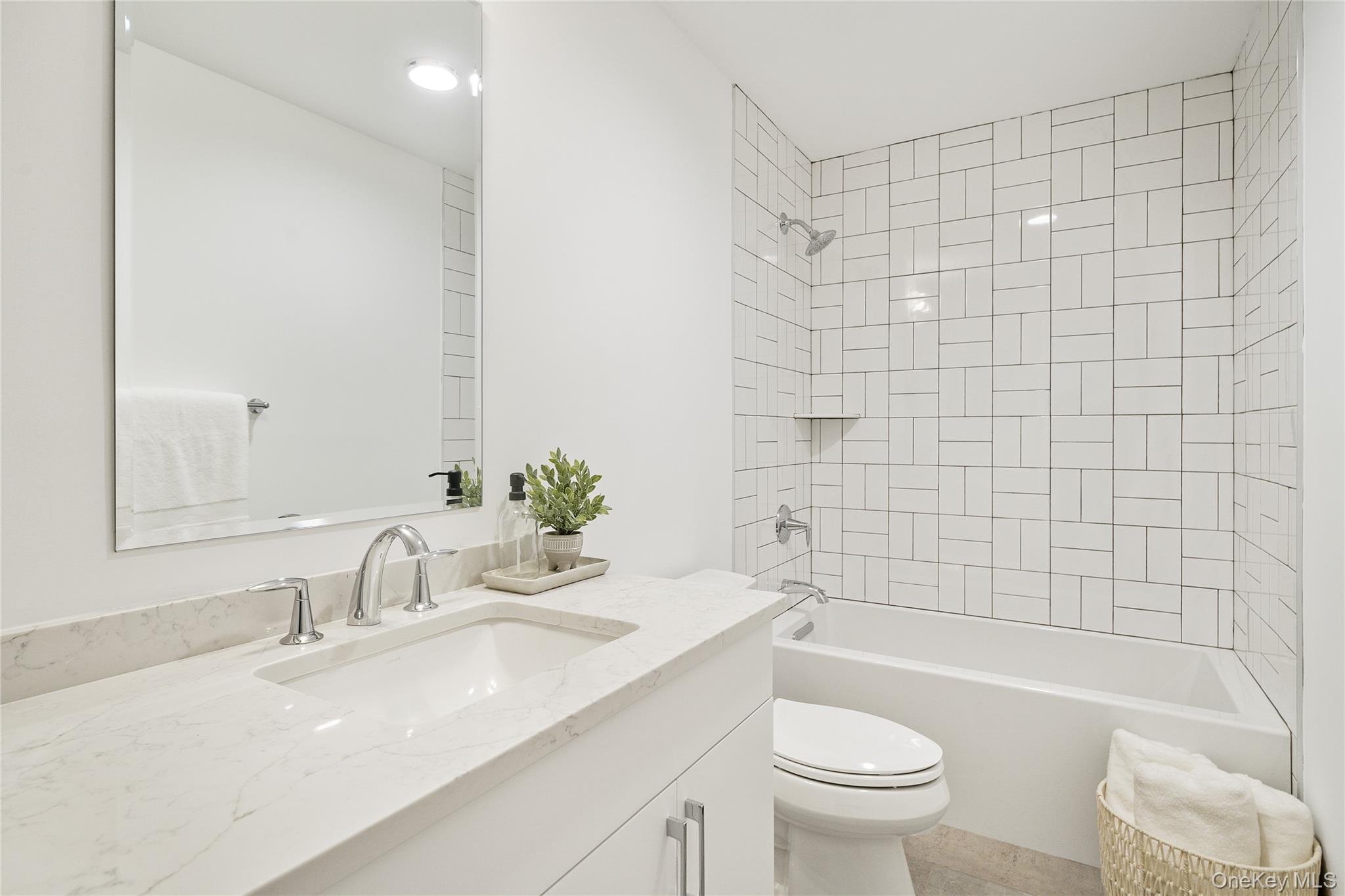 2040 Crompond Road # 18, Yorktown Heights, NY 10598