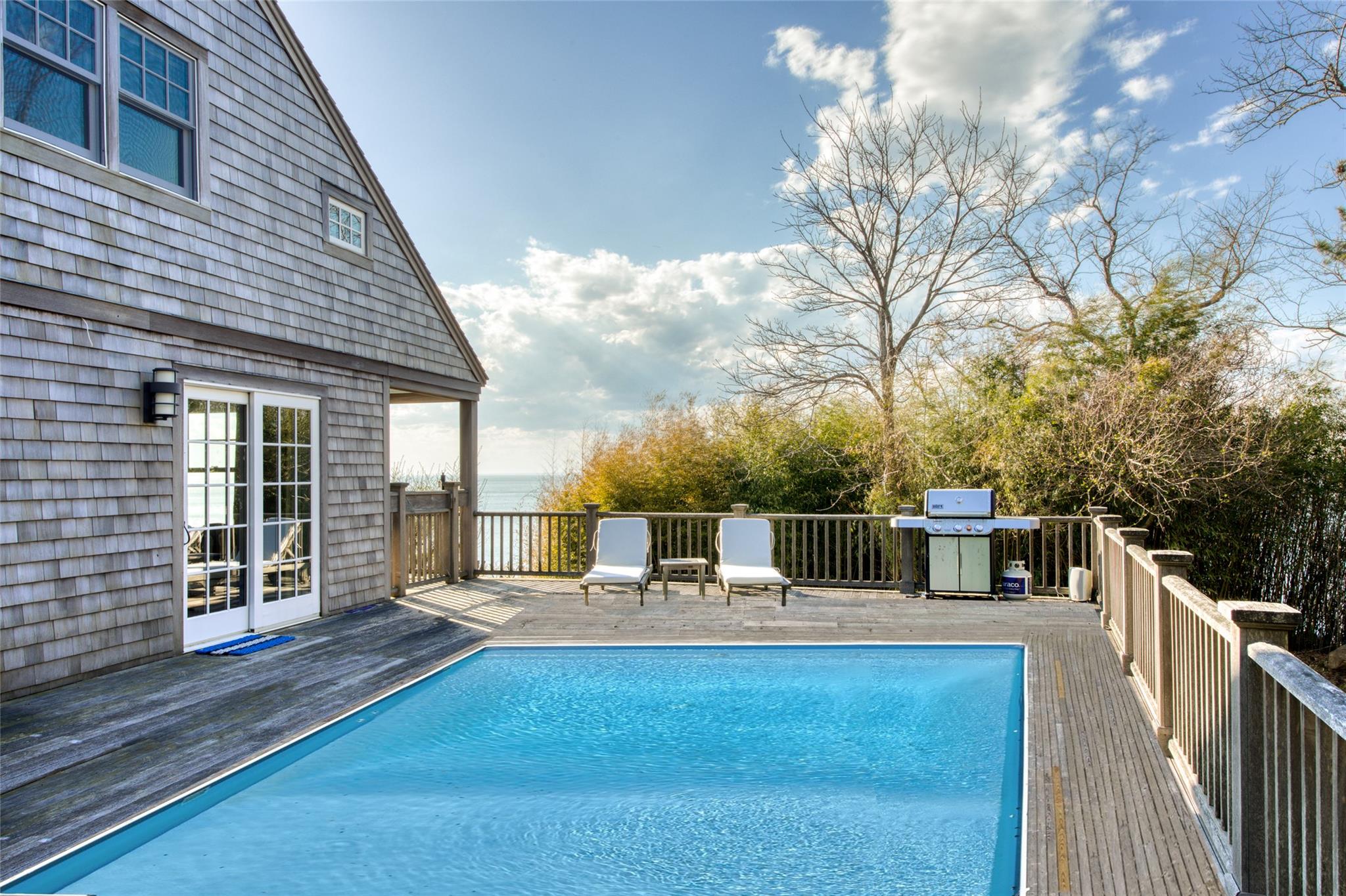 2100 Youngs Road, Orient, NY 11957