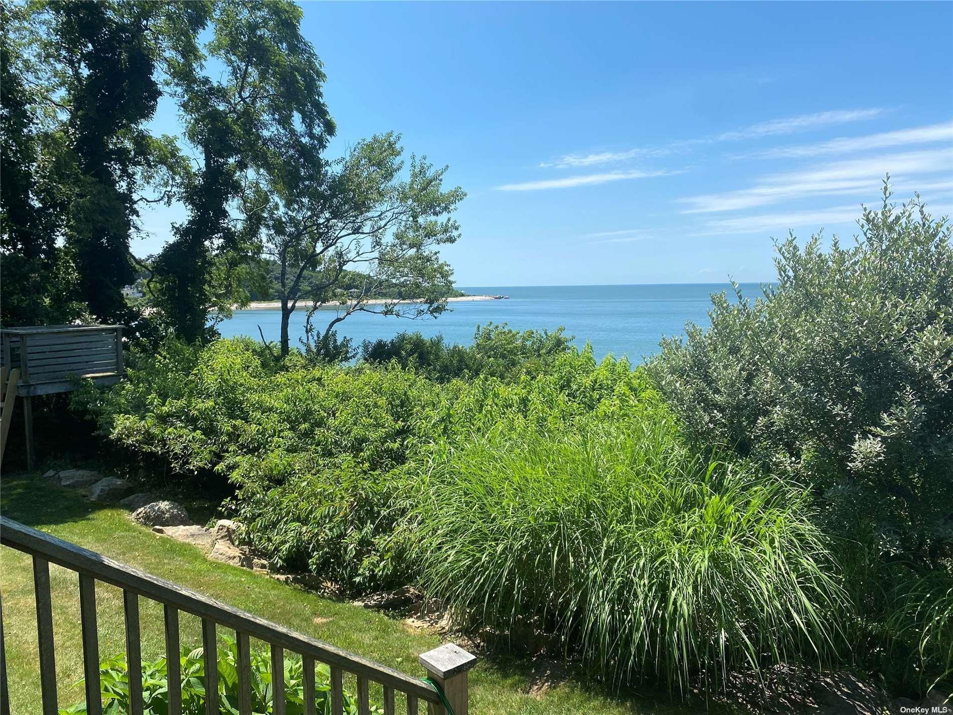 2100 Youngs Road, Orient, NY 11957