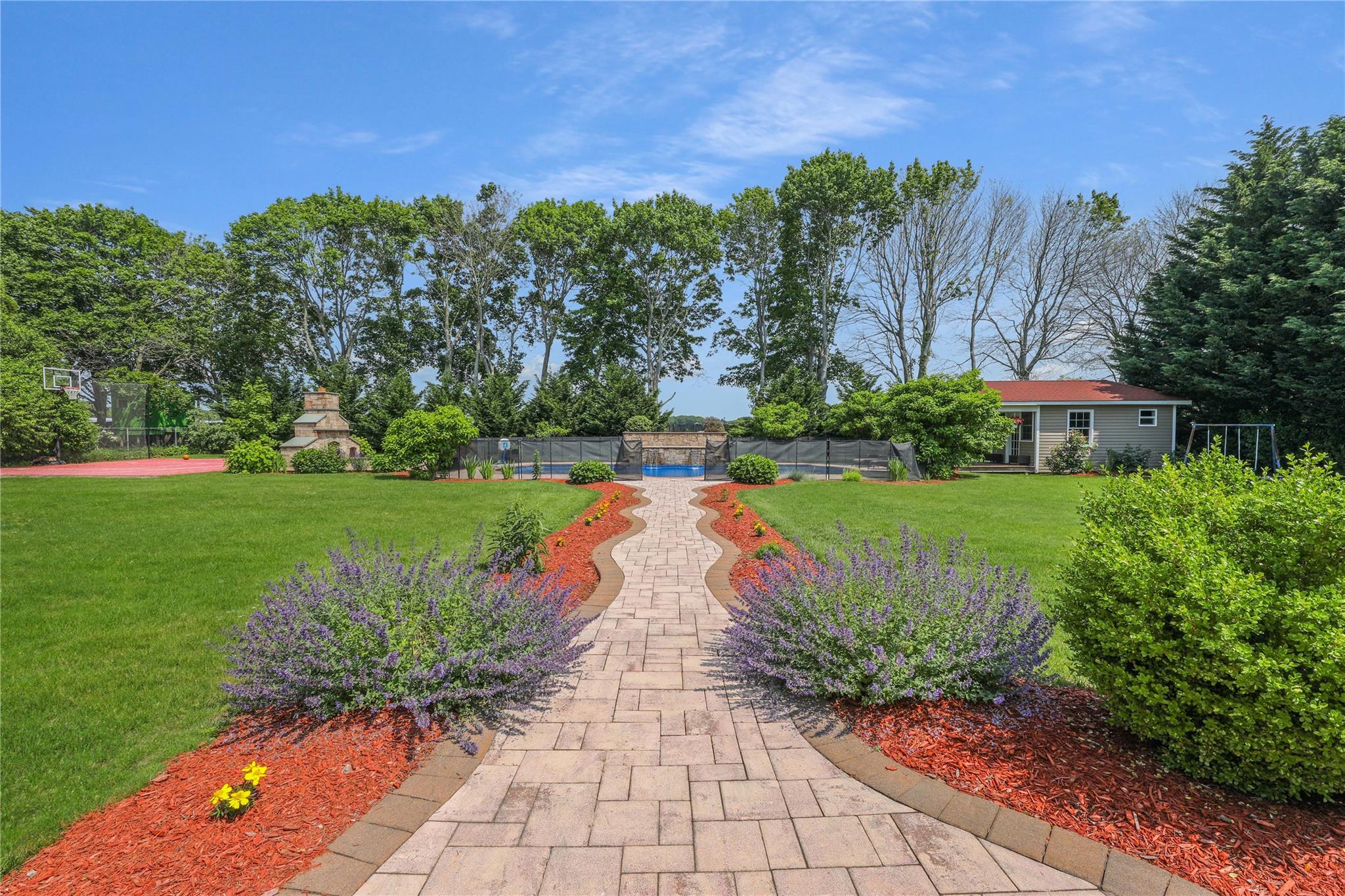 11 Dogwood Lane, East Moriches, NY 11940