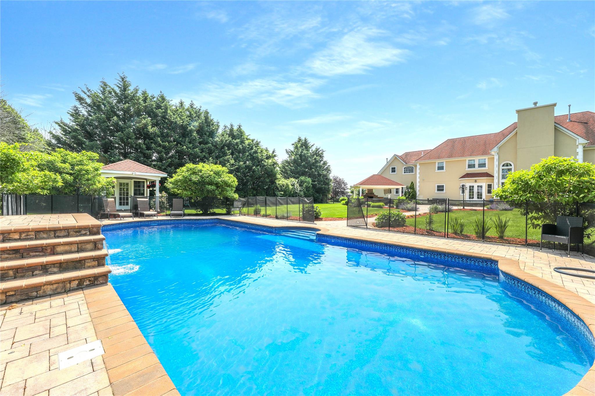 11 Dogwood Lane, East Moriches, NY 11940