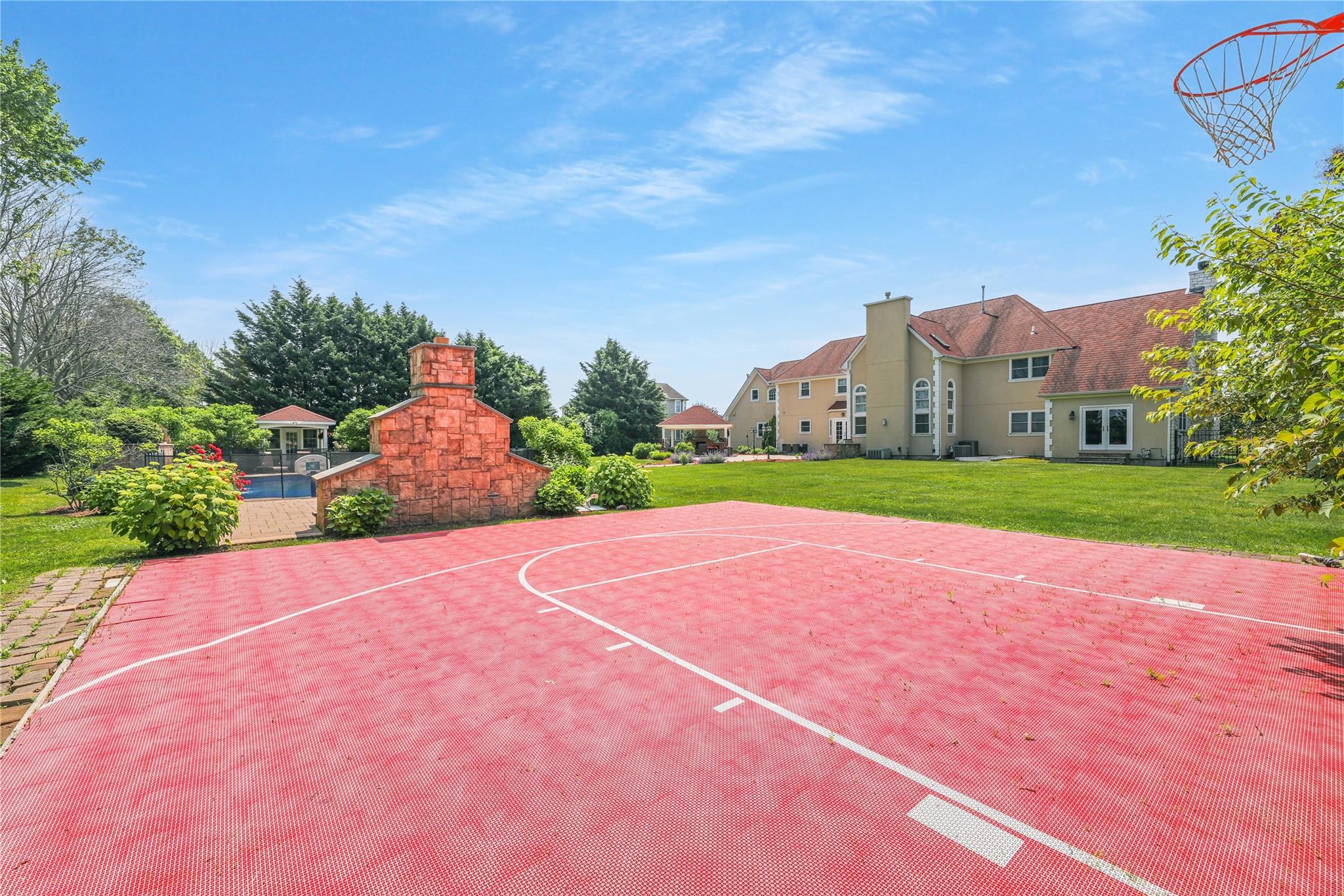 11 Dogwood Lane, East Moriches, NY 11940