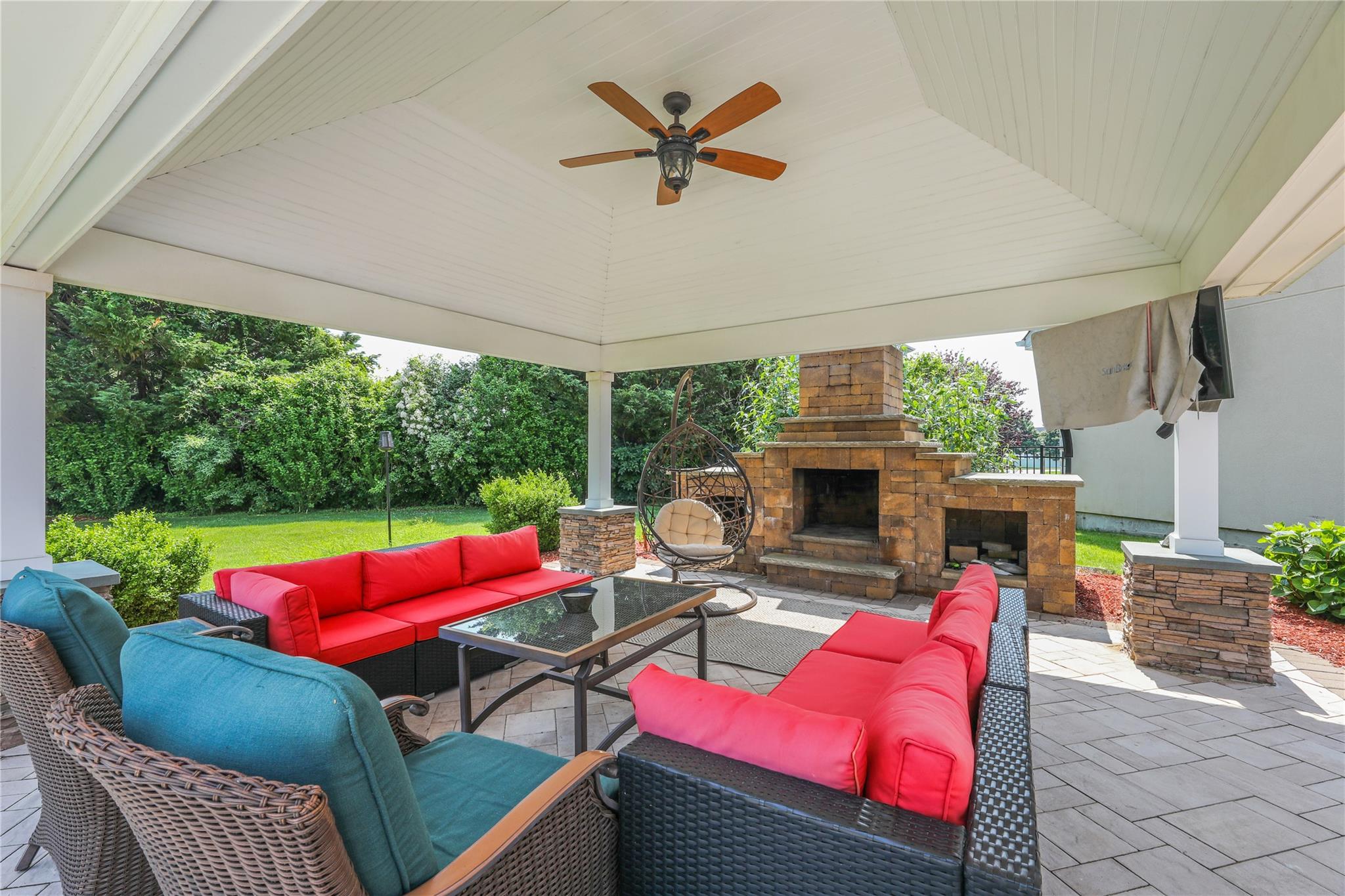 11 Dogwood Lane, East Moriches, NY 11940