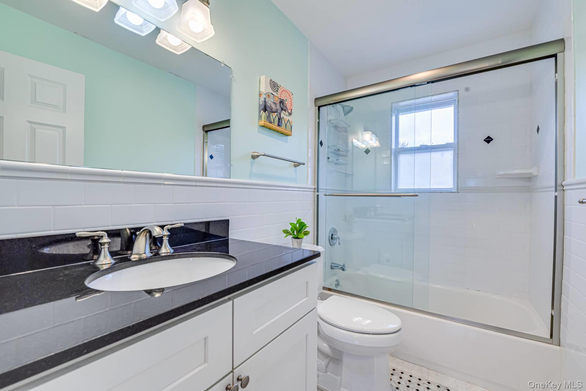 18 Lakeside Lane, Westhampton, NY 11977