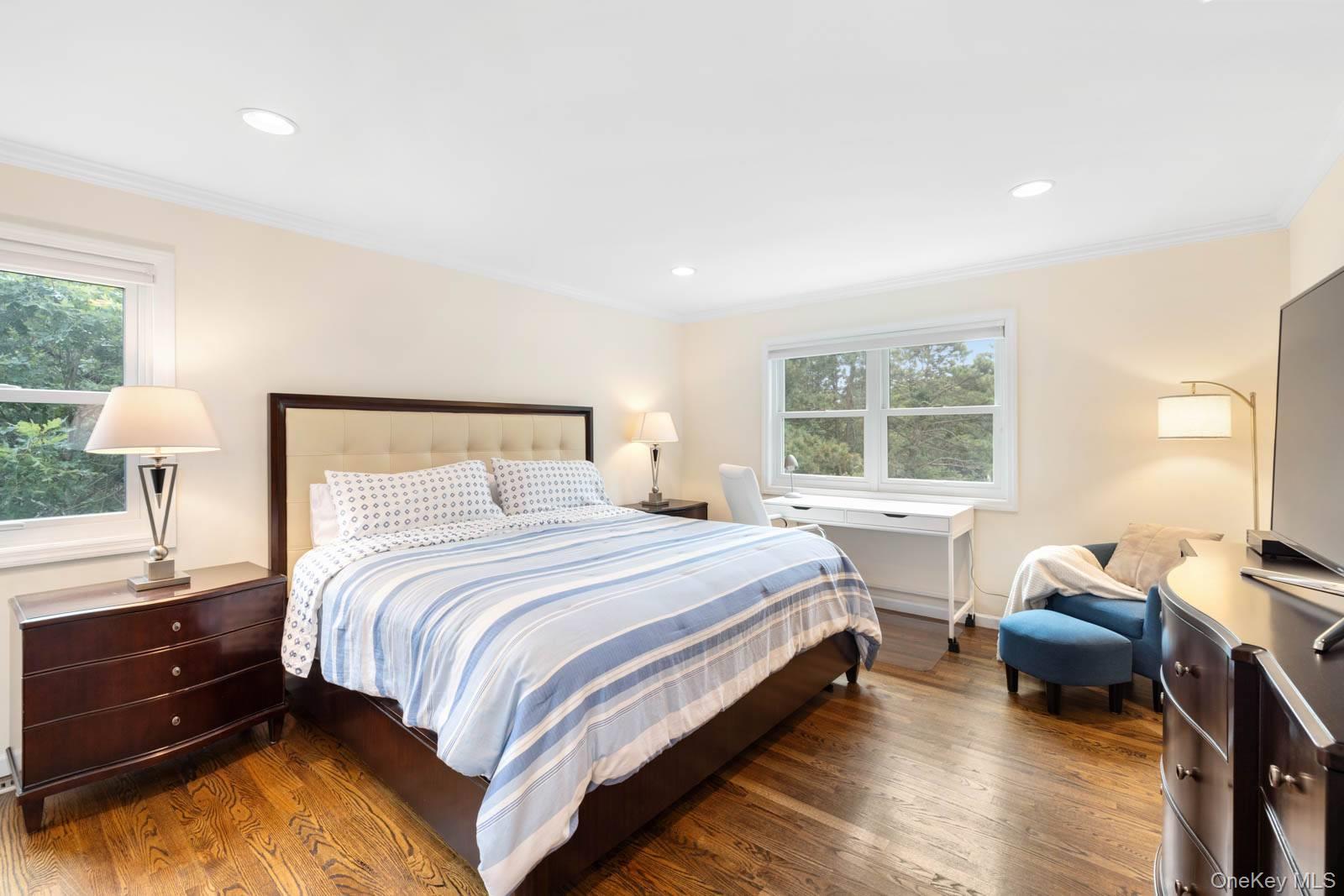 18 Lakeside Lane, Westhampton, NY 11977