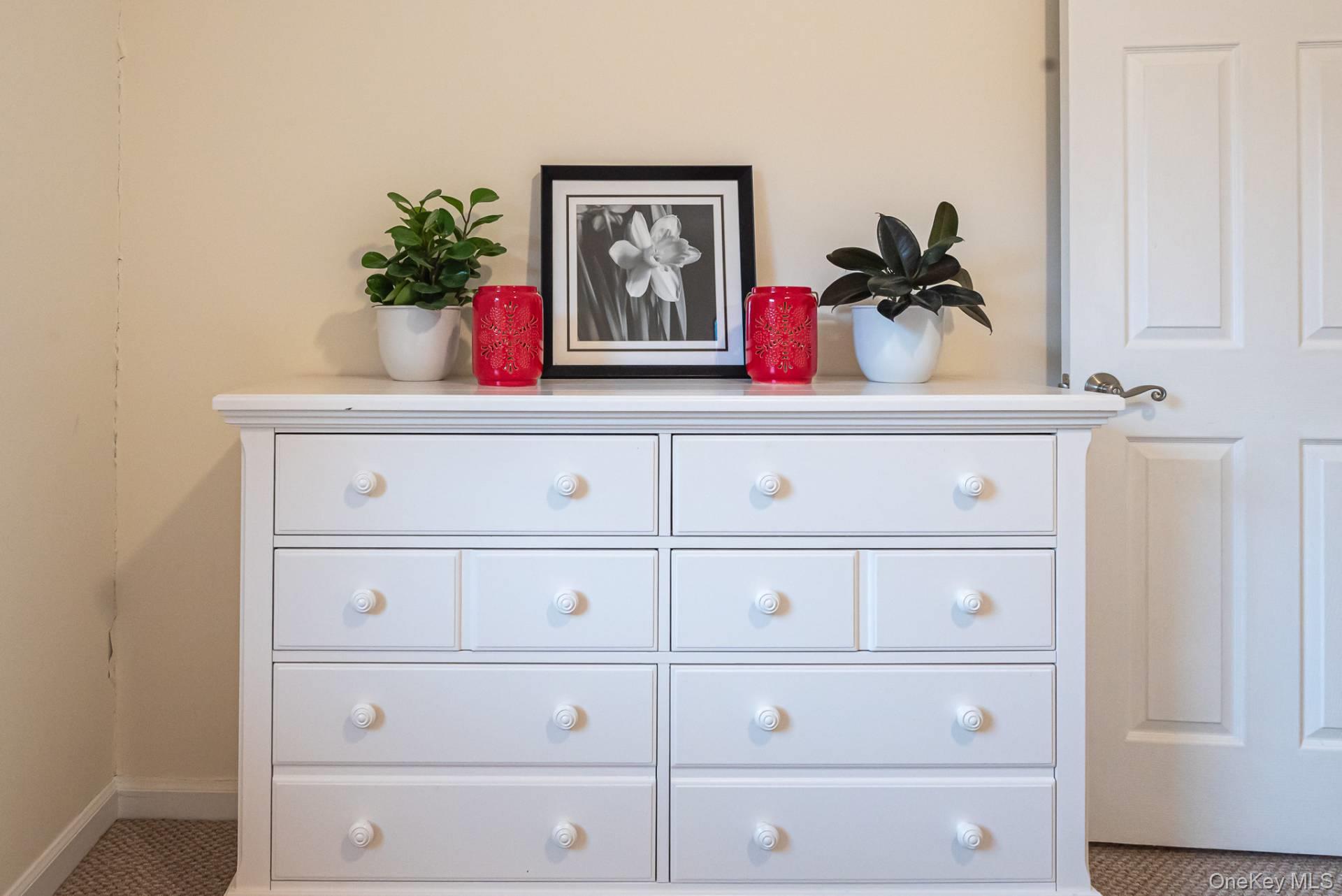 18 Lakeside Lane, Westhampton, NY 11977