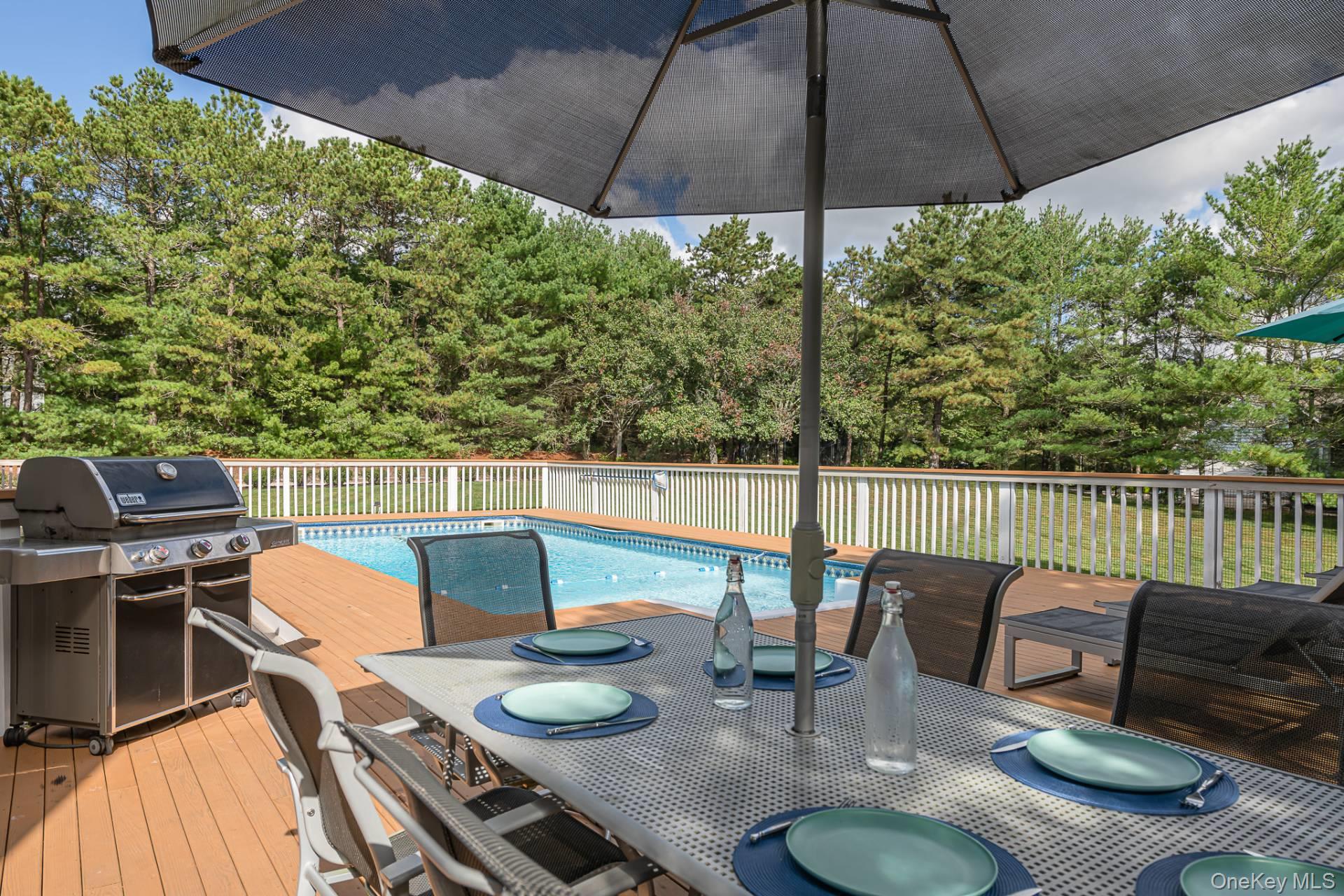 18 Lakeside Lane, Westhampton, NY 11977