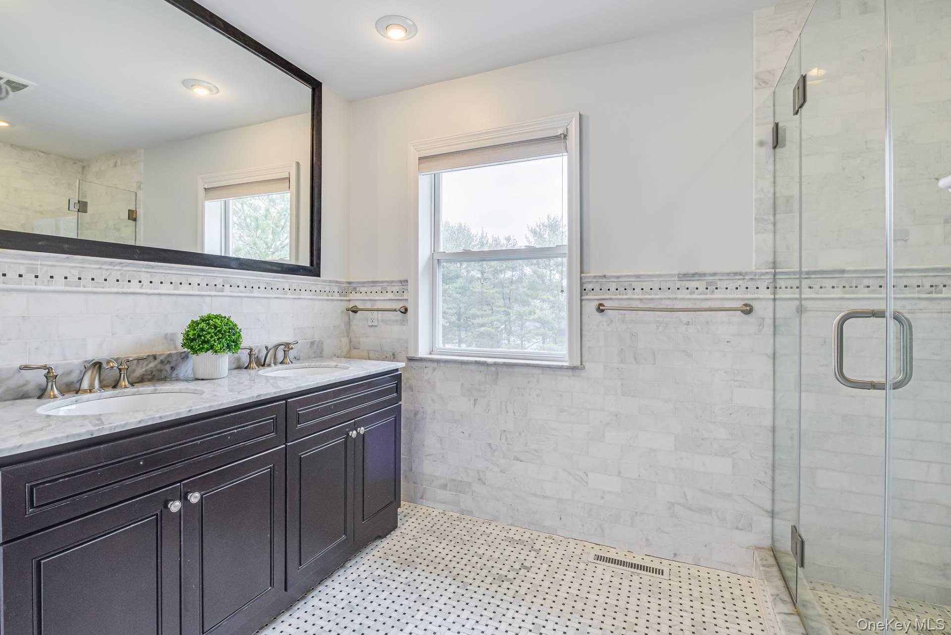 18 Lakeside Lane, Westhampton, NY 11977