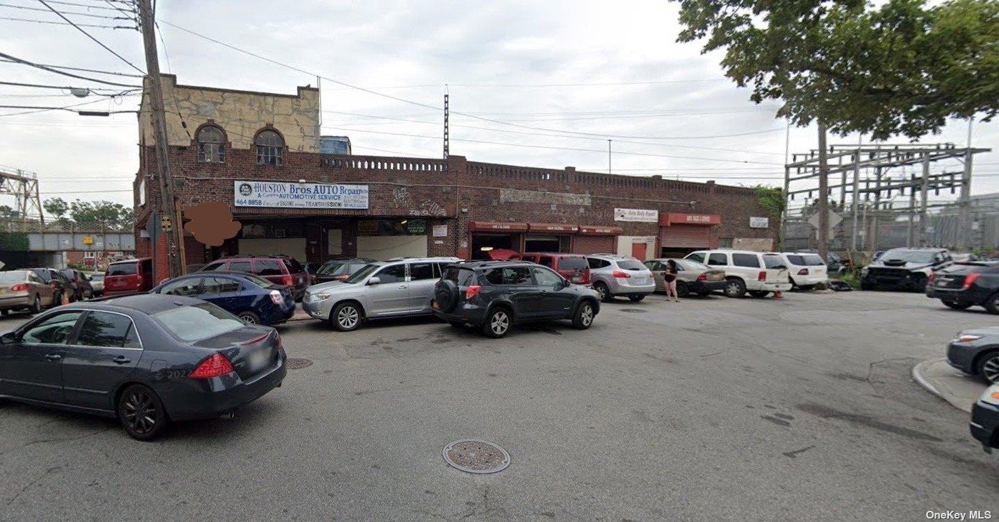 19502 Sagamore Avenue, Hollis, NY 11423