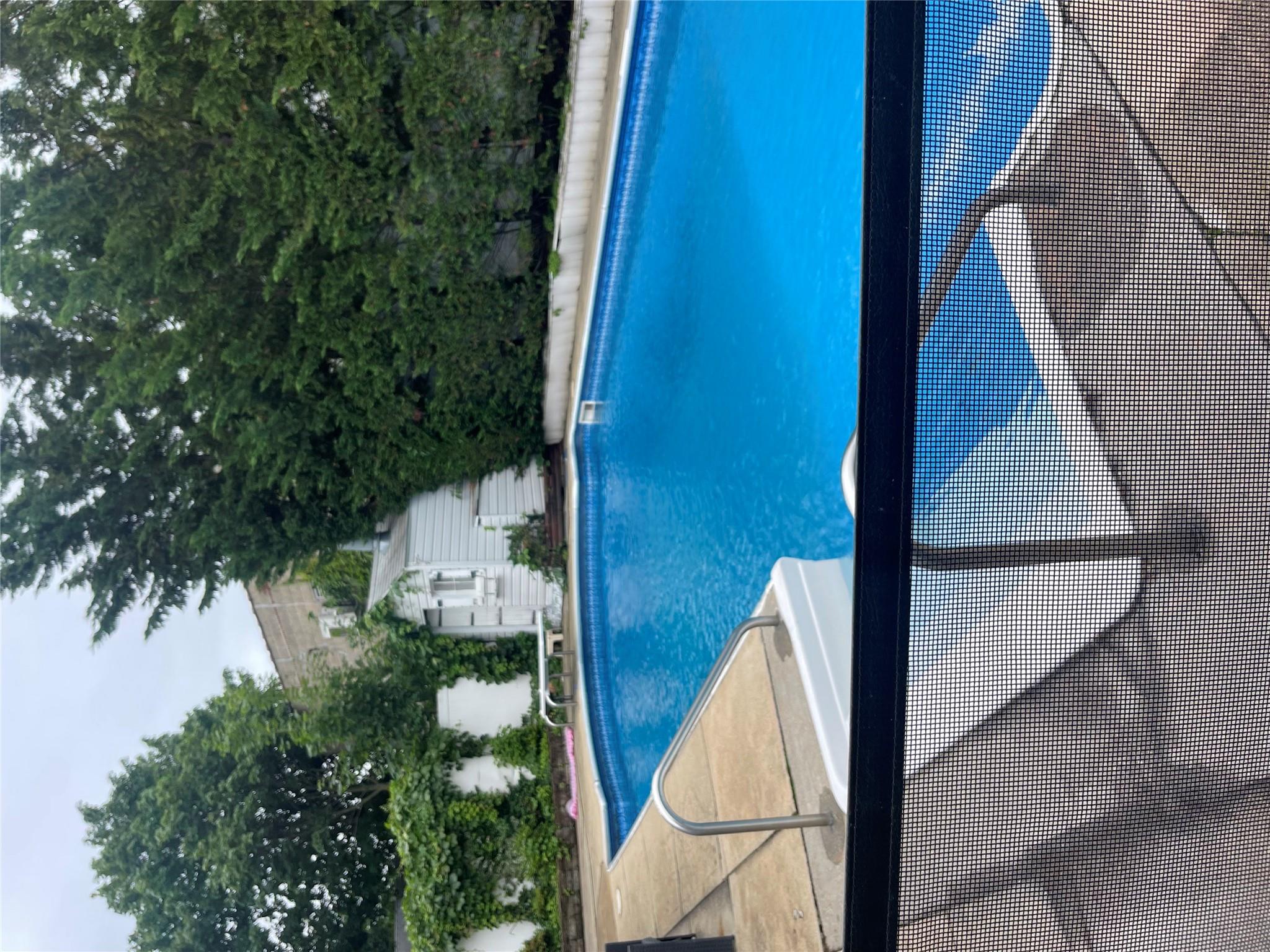 909 N Central Avenue, Woodmere, NY 11598