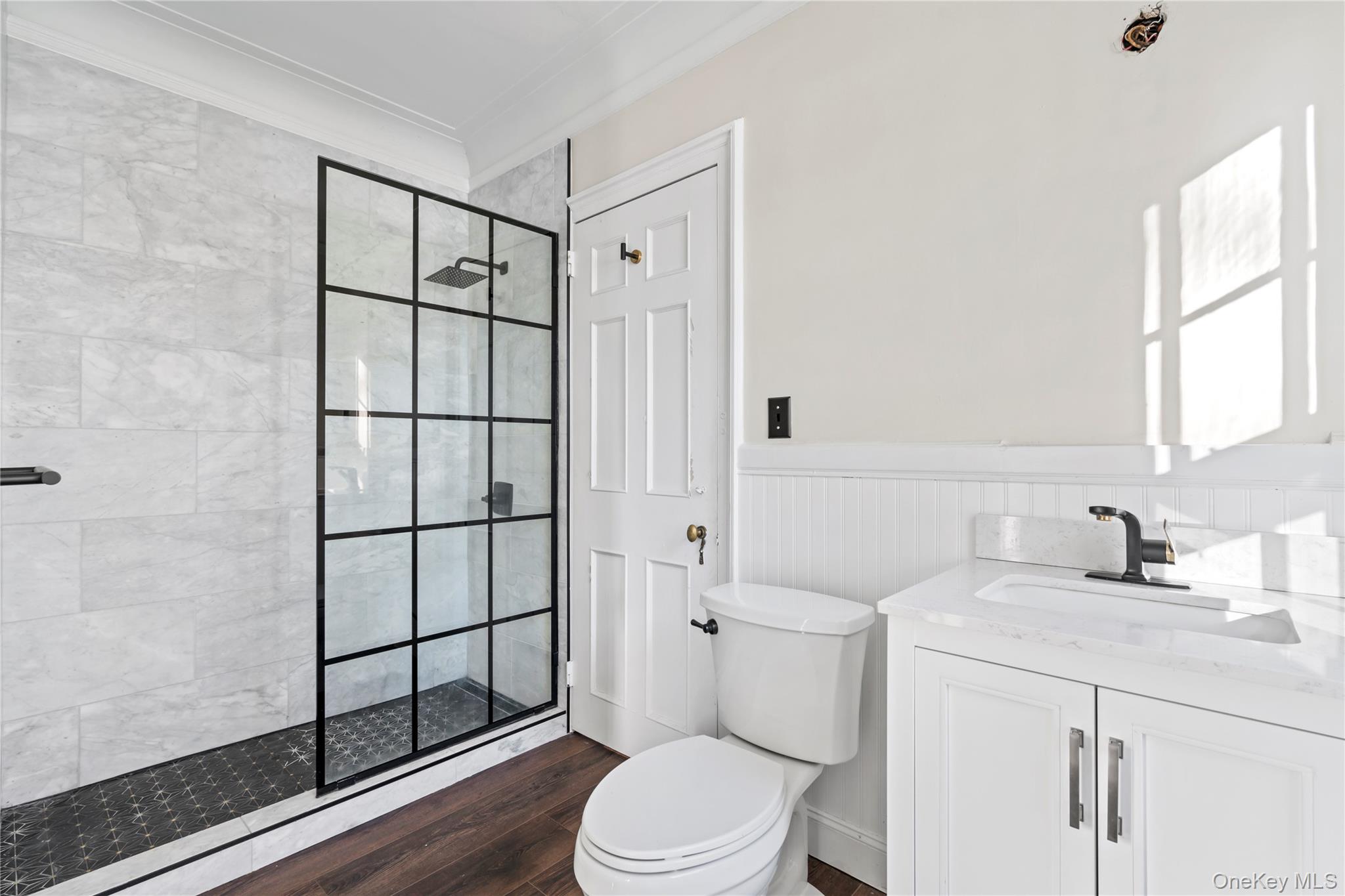 203 Store Hill Road, Old Westbury, NY 11568