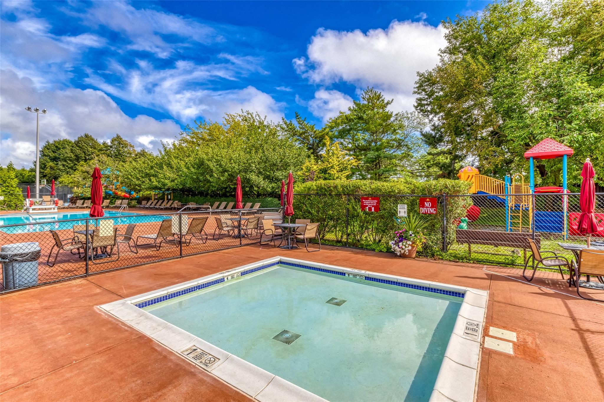 100 Daly Blvd # 2112, Oceanside, NY 11572