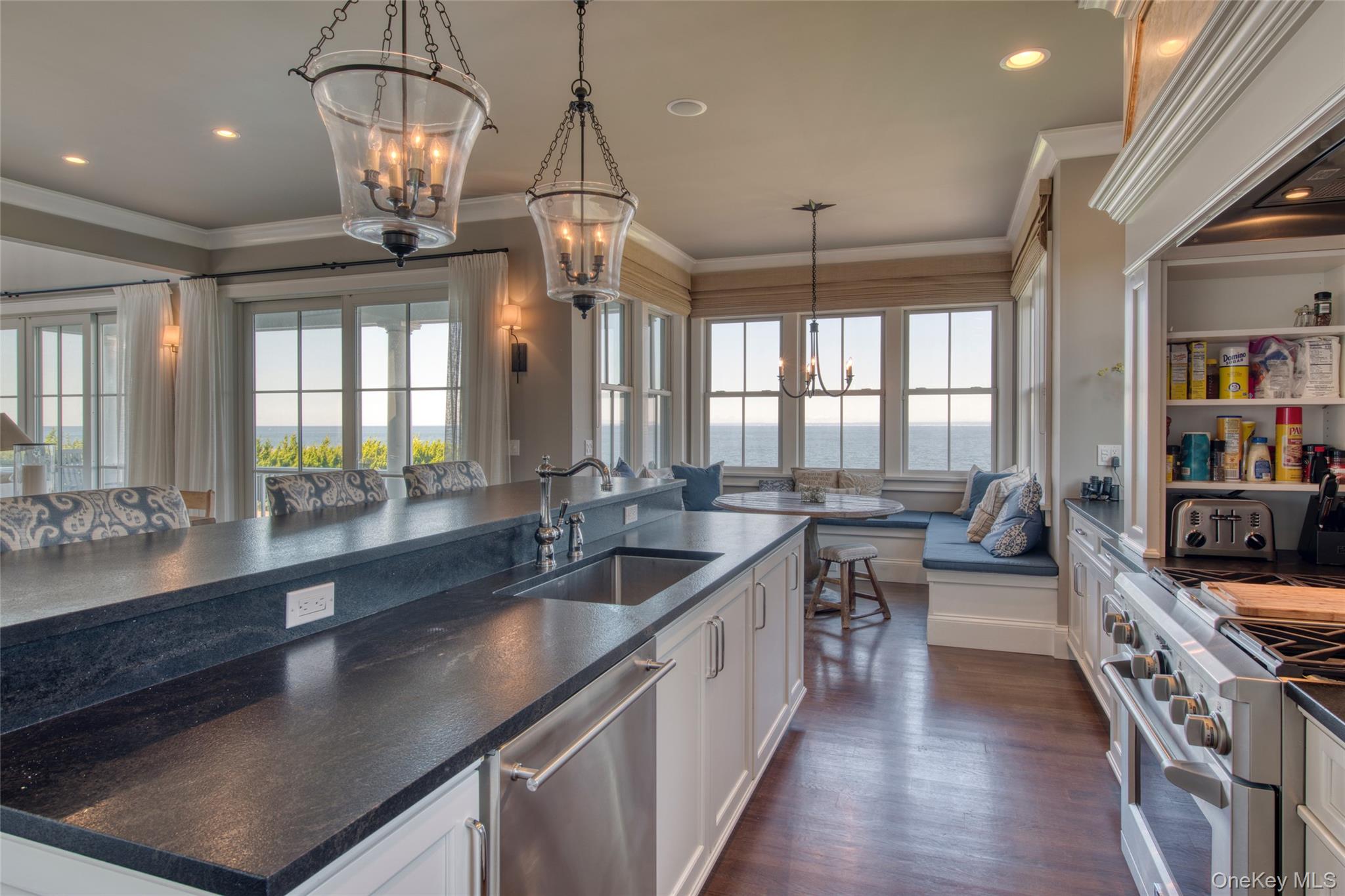 1000 Sound Drive, Greenport, NY 11944