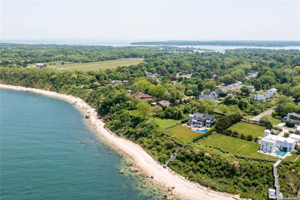 1000 Sound Drive, Greenport, NY 11944