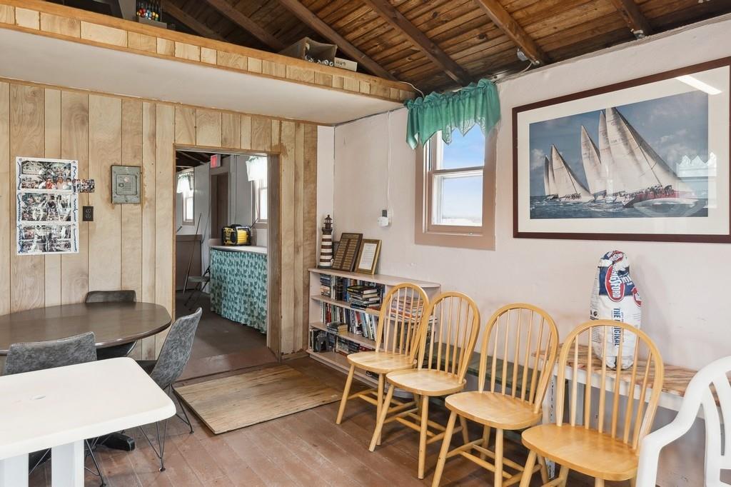 53 Crassen Boulevard # Park Ave unit #3, Amagansett, NY 11930