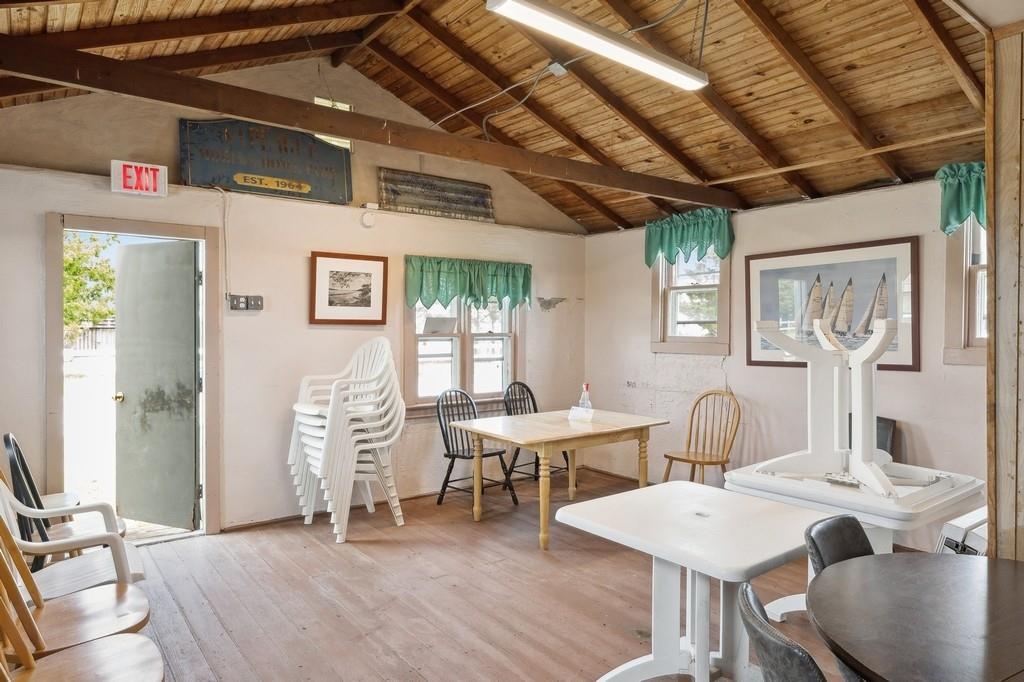 53 Crassen Boulevard # Park Ave unit #3, Amagansett, NY 11930