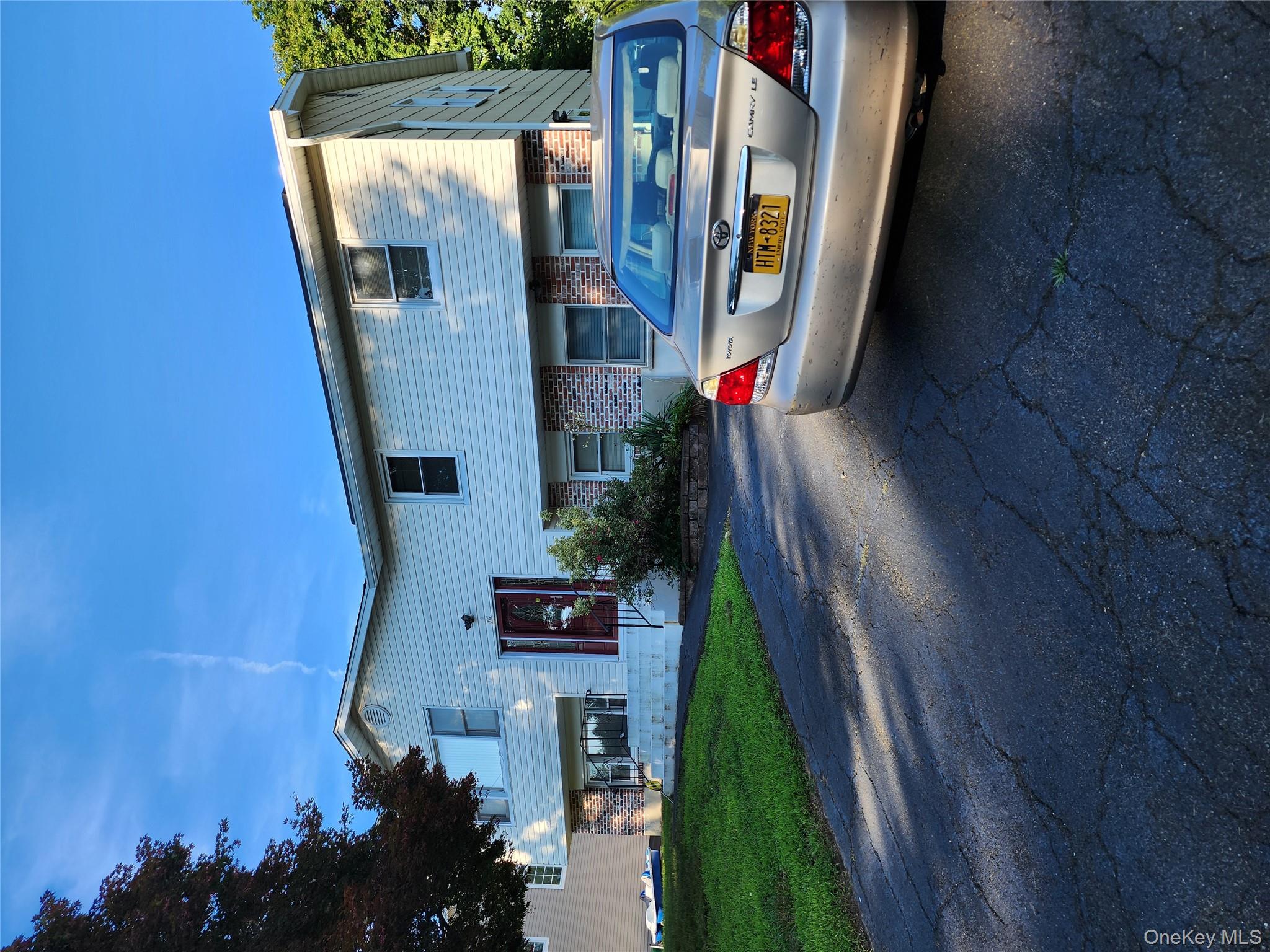 16 Lamborn Avenue, Congers, NY 10920