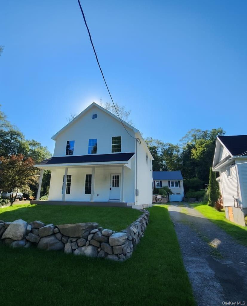 30 Hamilton Avenue, Sloatsburg, NY 10974