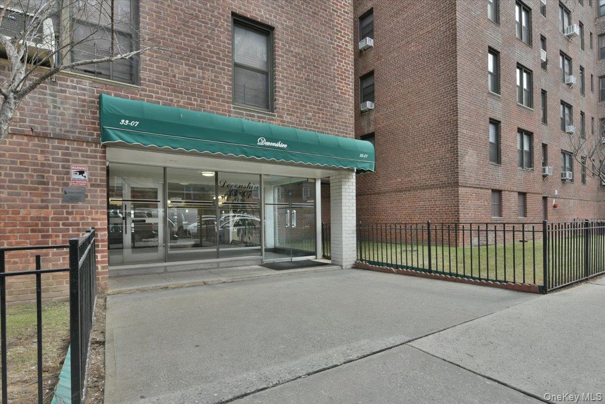 33-07 91 Street # 5H, Jackson Heights, NY 11372