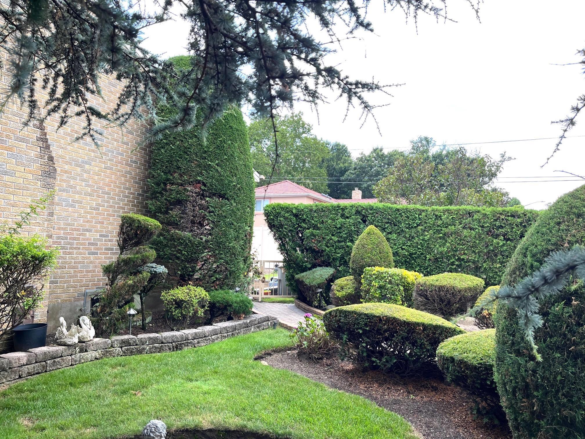 154-04 25 Avenue, Whitestone, NY 11357