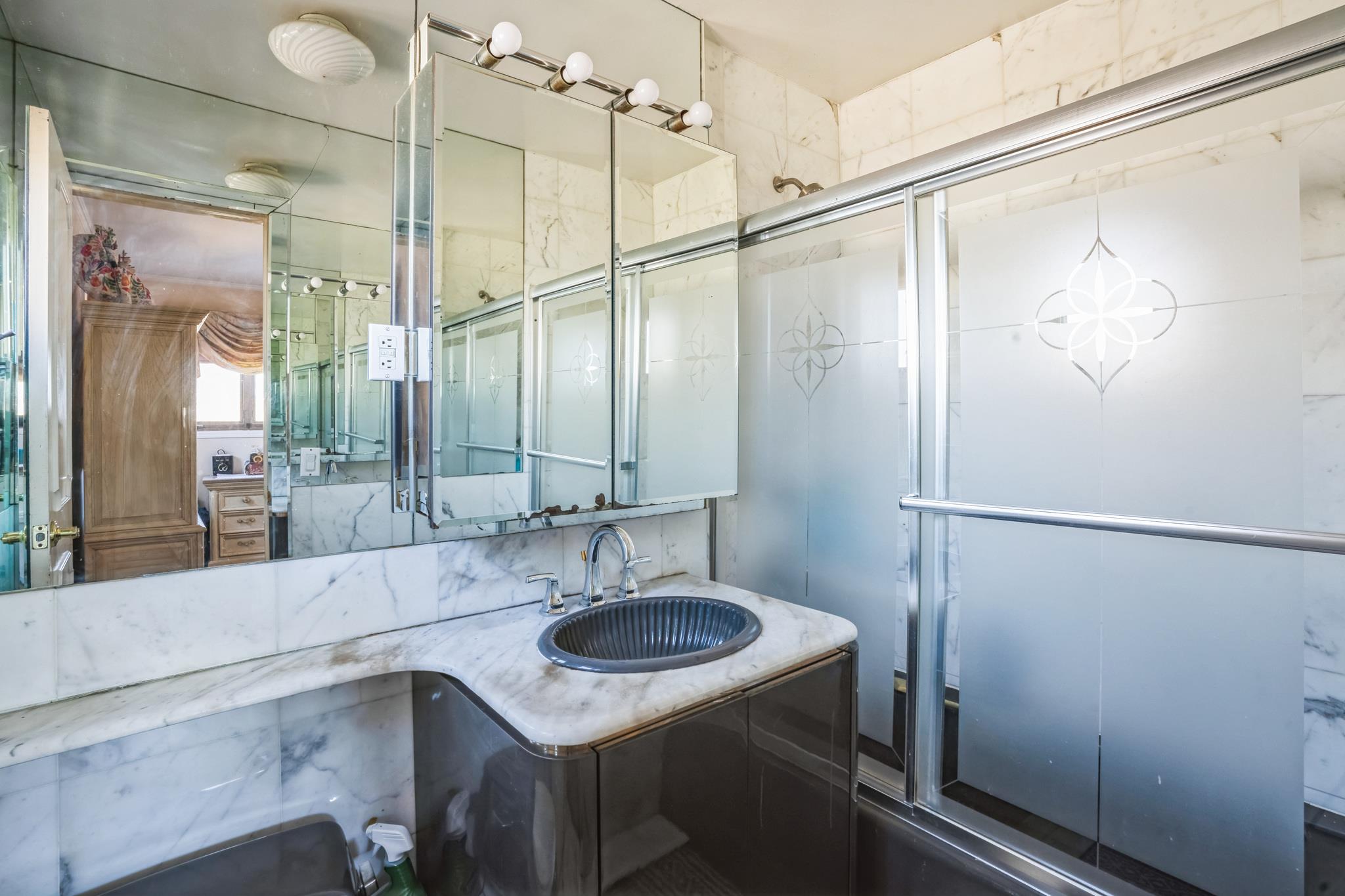 154-04 25 Avenue, Whitestone, NY 11357