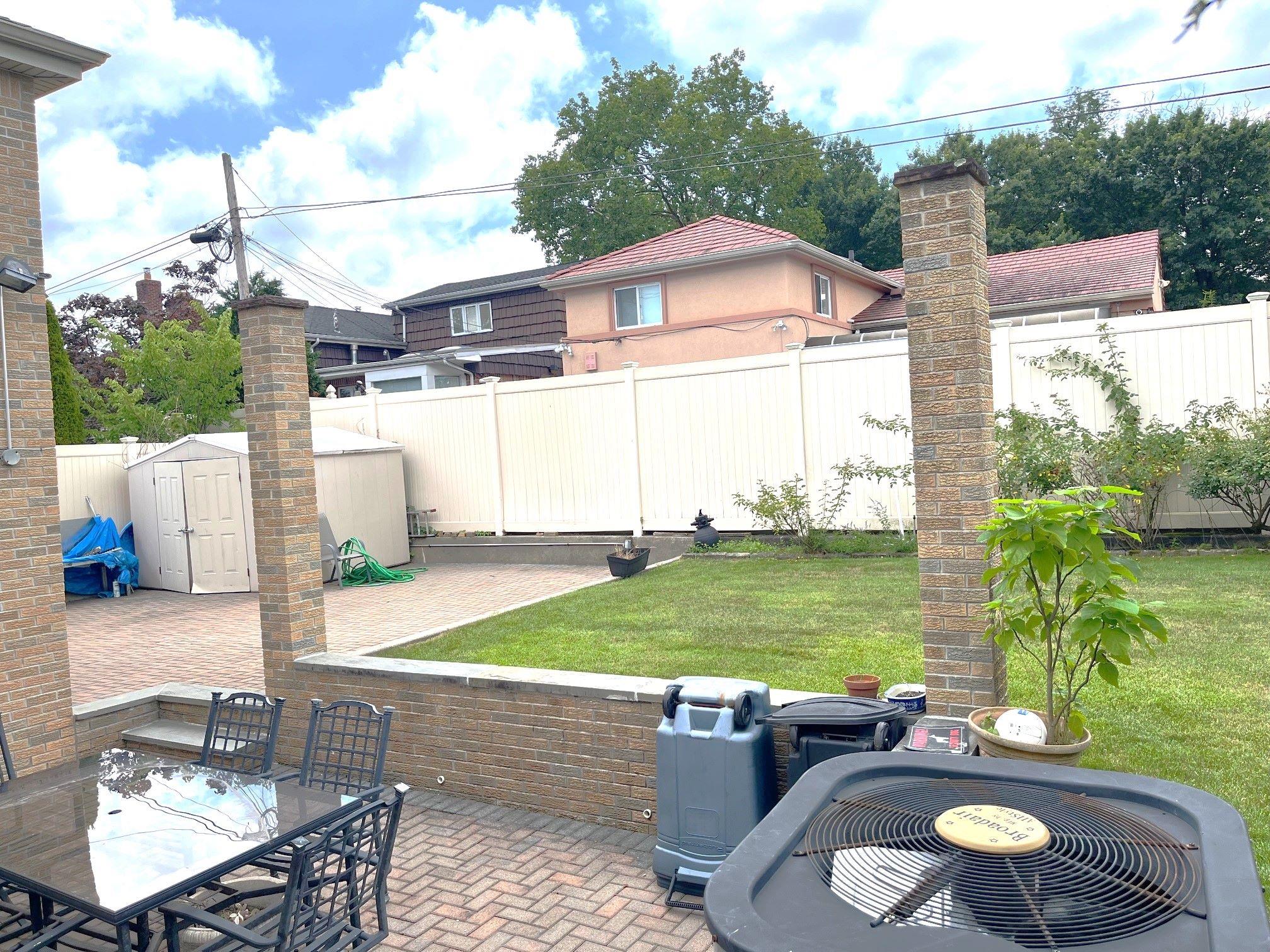 154-04 25 Avenue, Whitestone, NY 11357