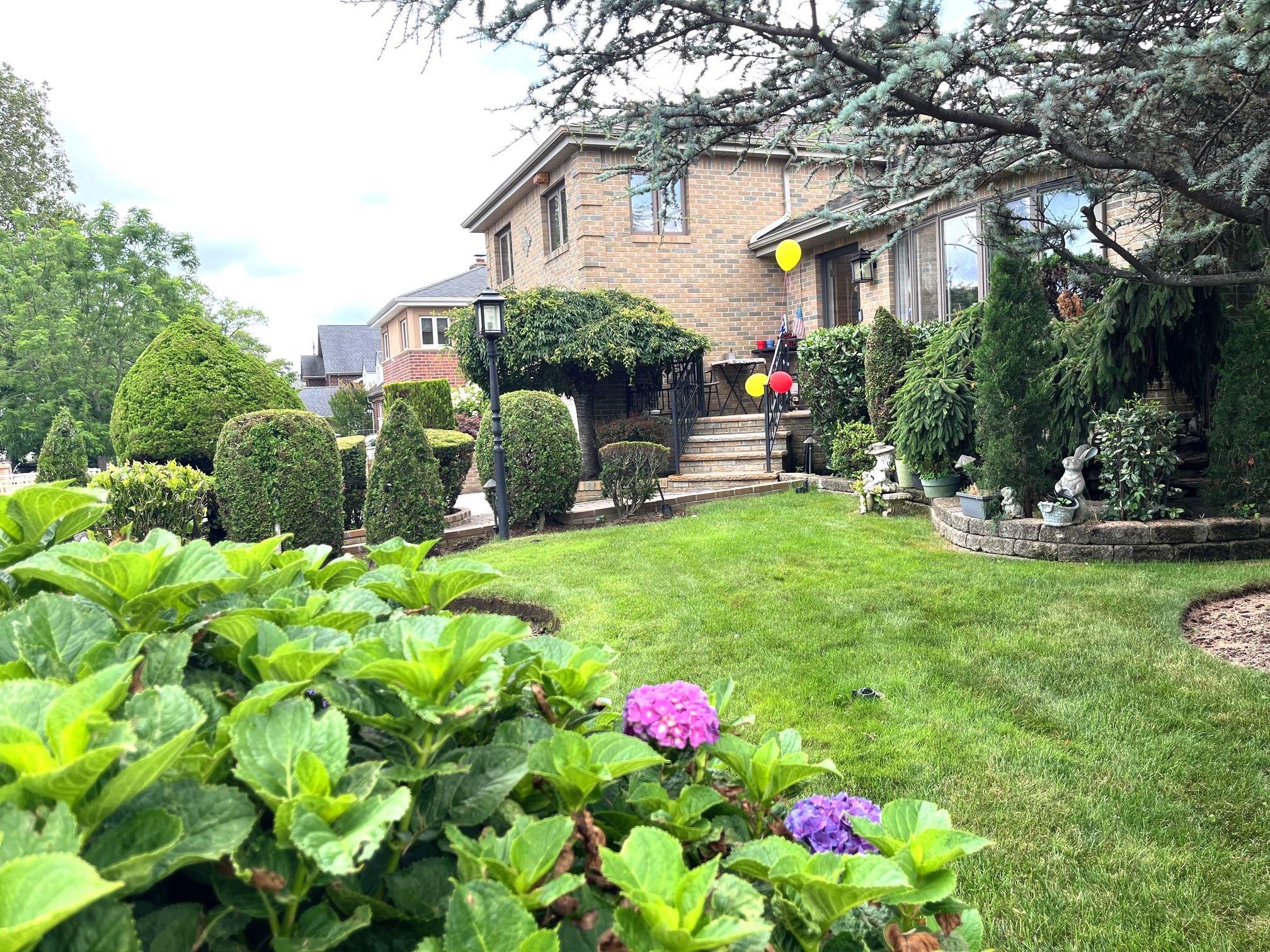 154-04 25 Avenue, Whitestone, NY 11357