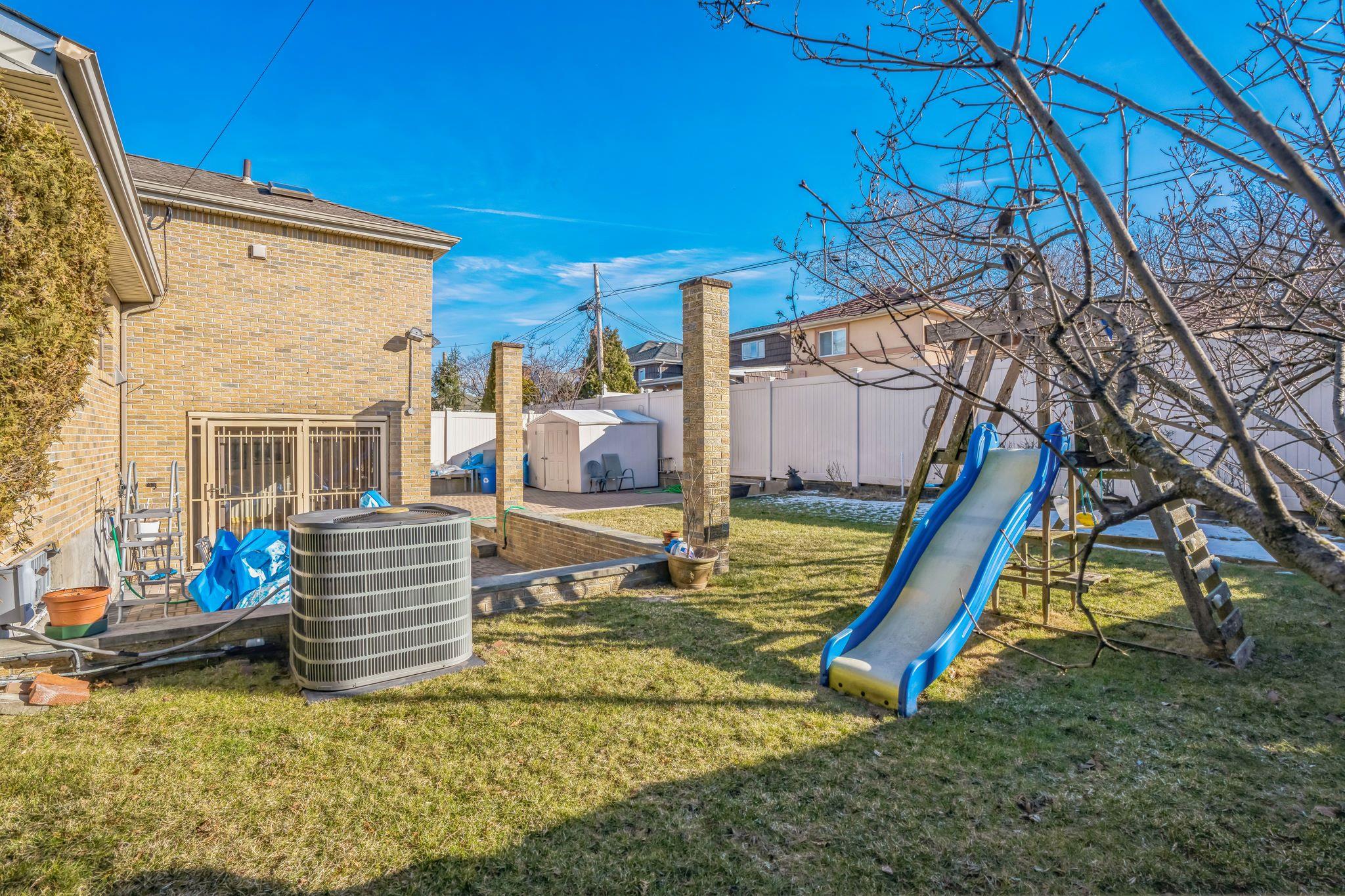 154-04 25 Avenue, Whitestone, NY 11357