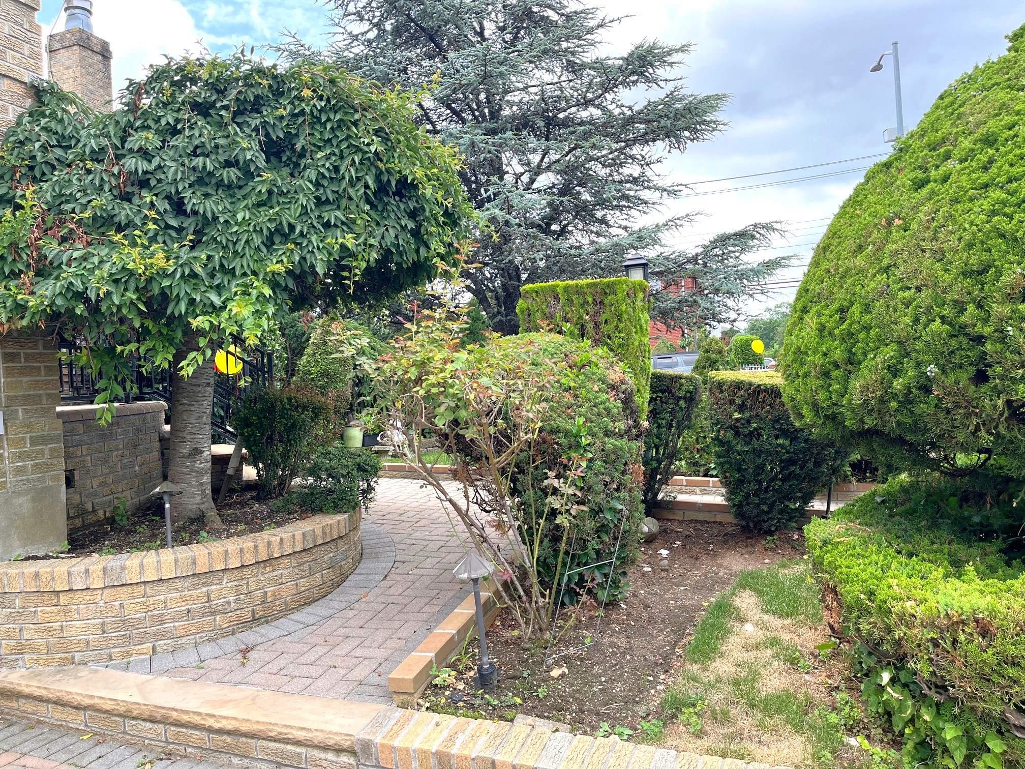 154-04 25 Avenue, Whitestone, NY 11357