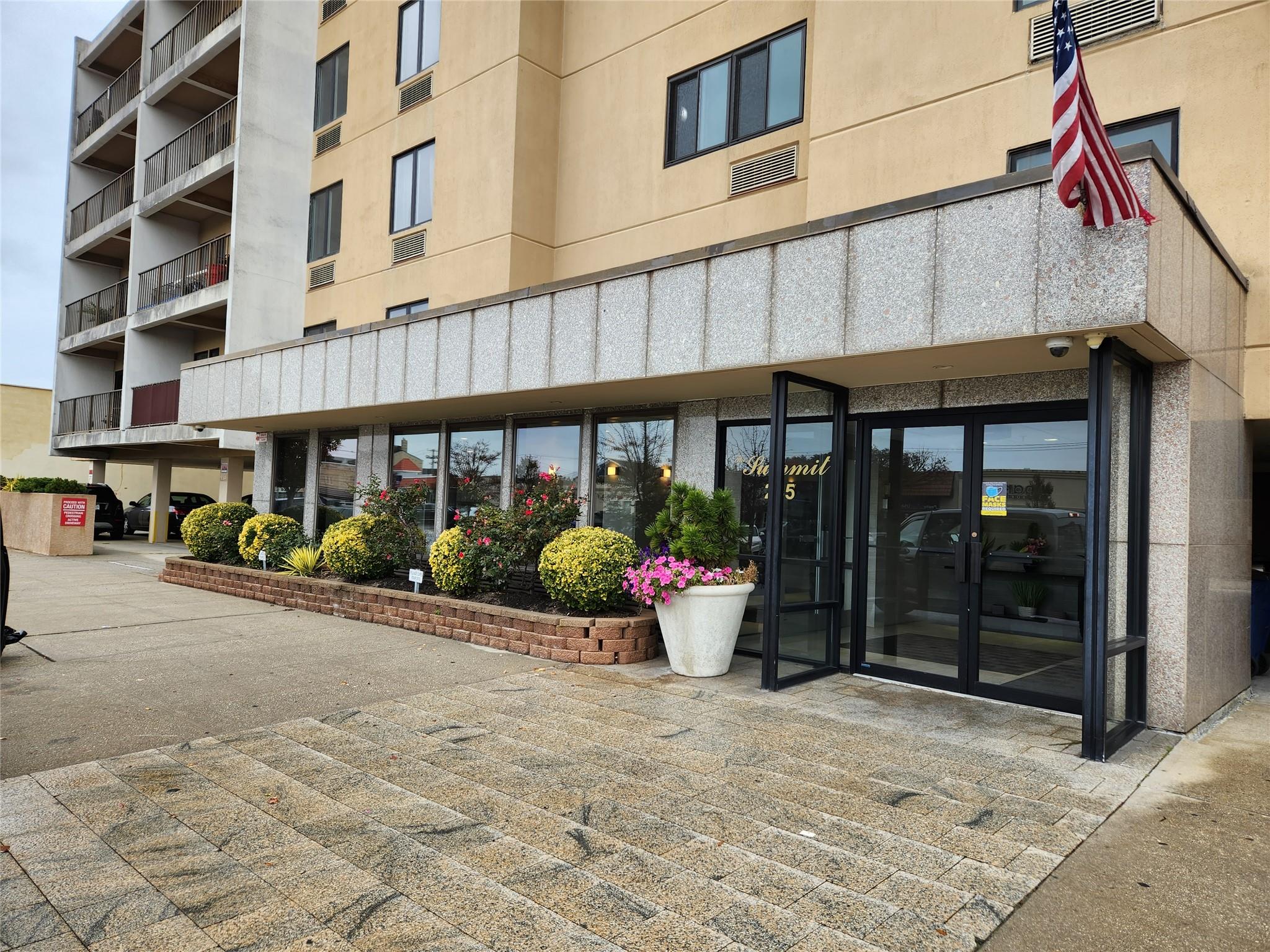 235 W Park Avenue # 106, Long Beach, NY 11561