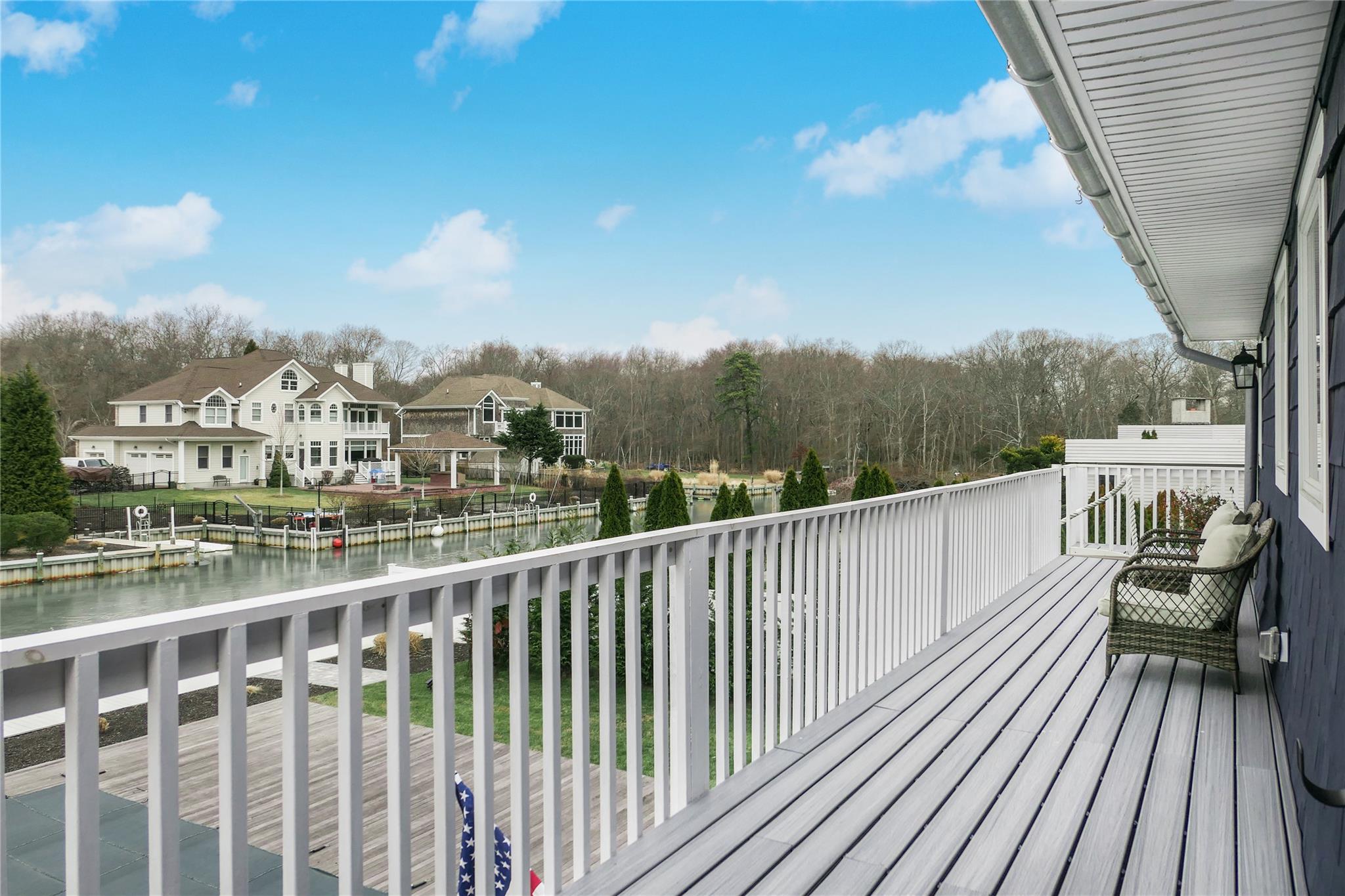 7 Buscher Court, Brookhaven, NY 11719
