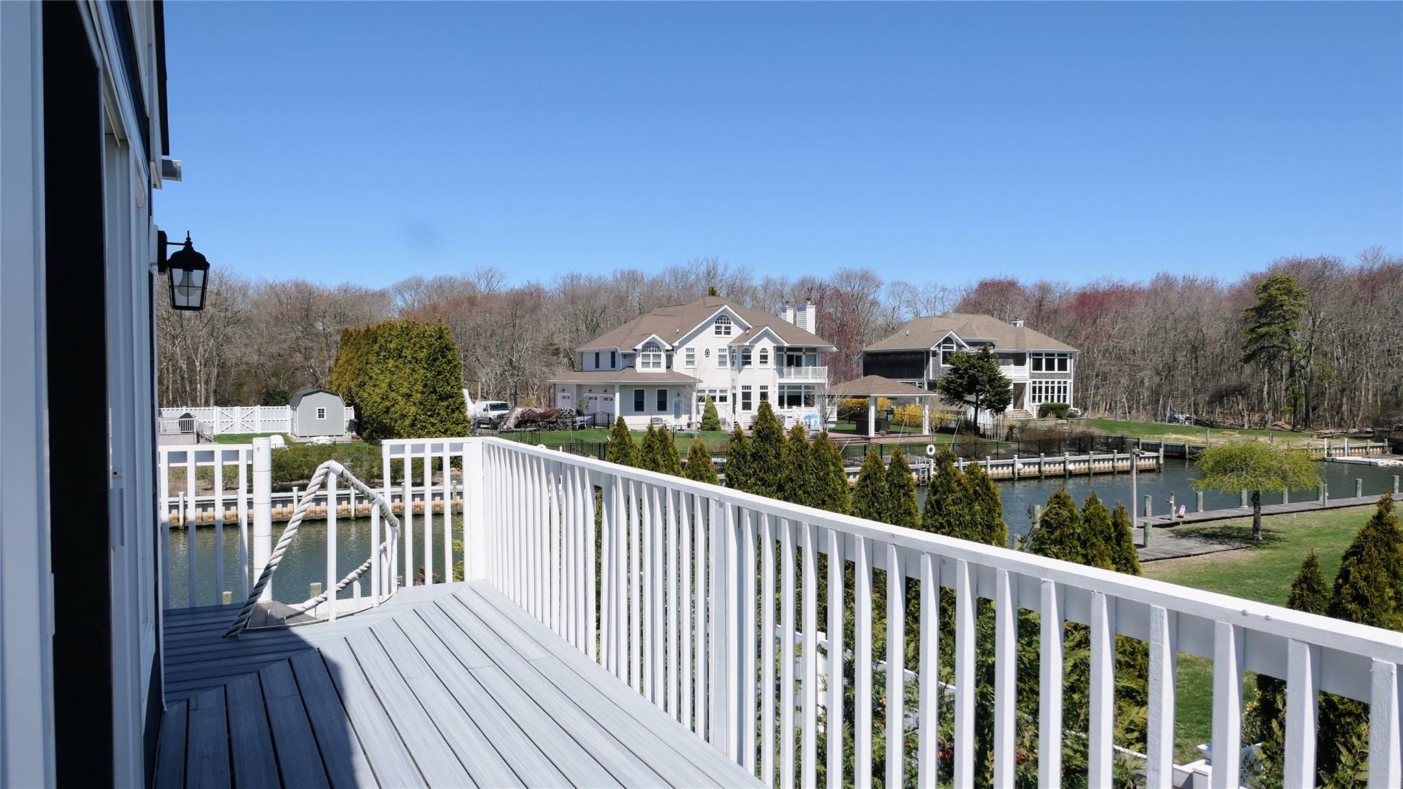 7 Buscher Court, Brookhaven, NY 11719