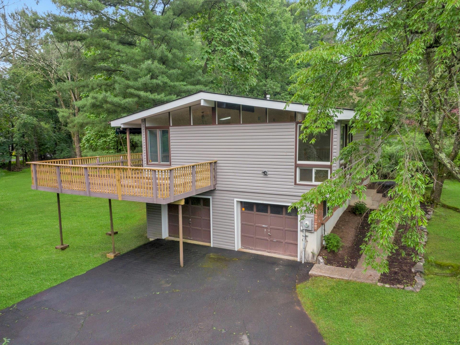 3 Dore Court, New City, NY 10956