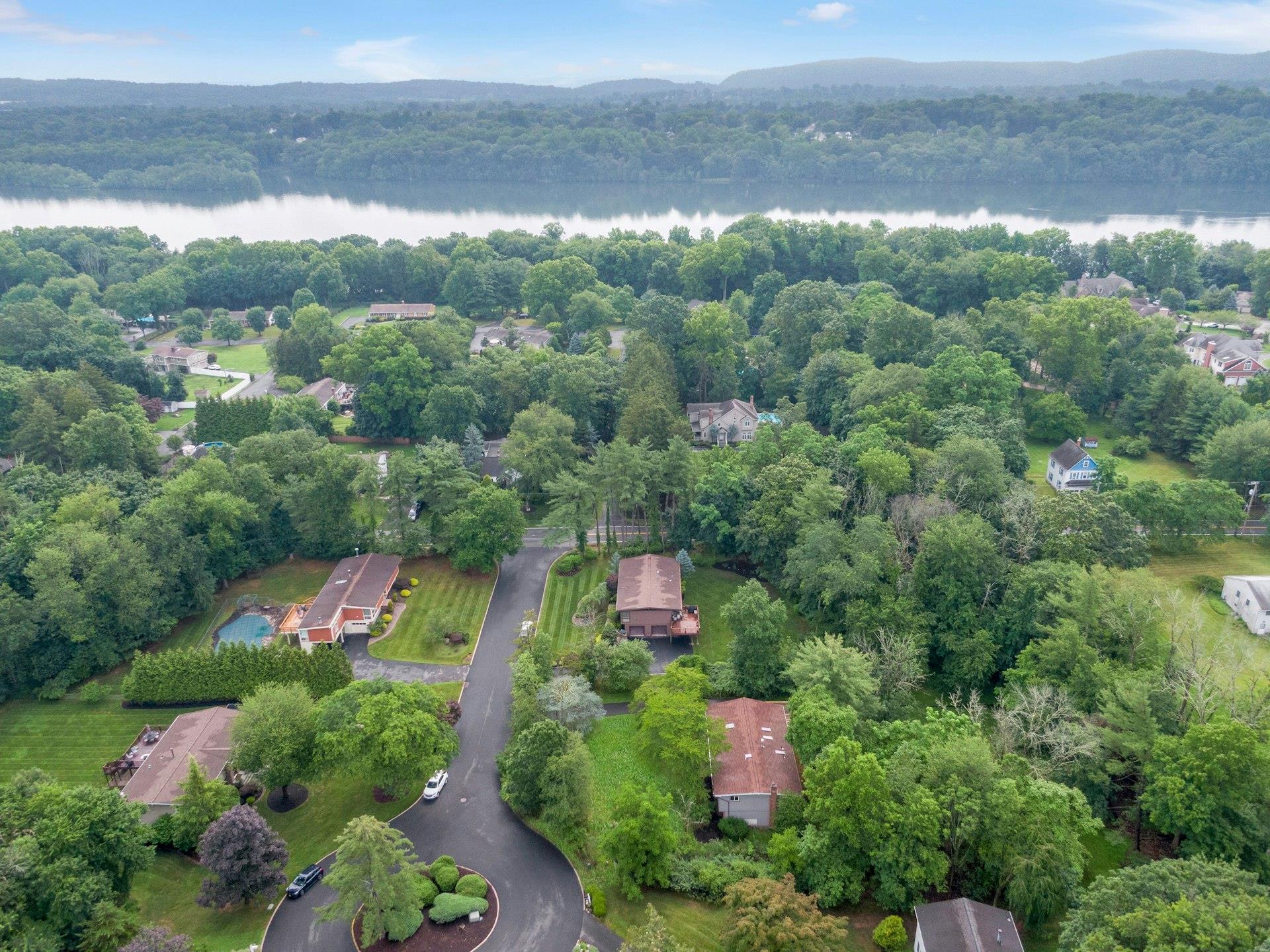 3 Dore Court, New City, NY 10956