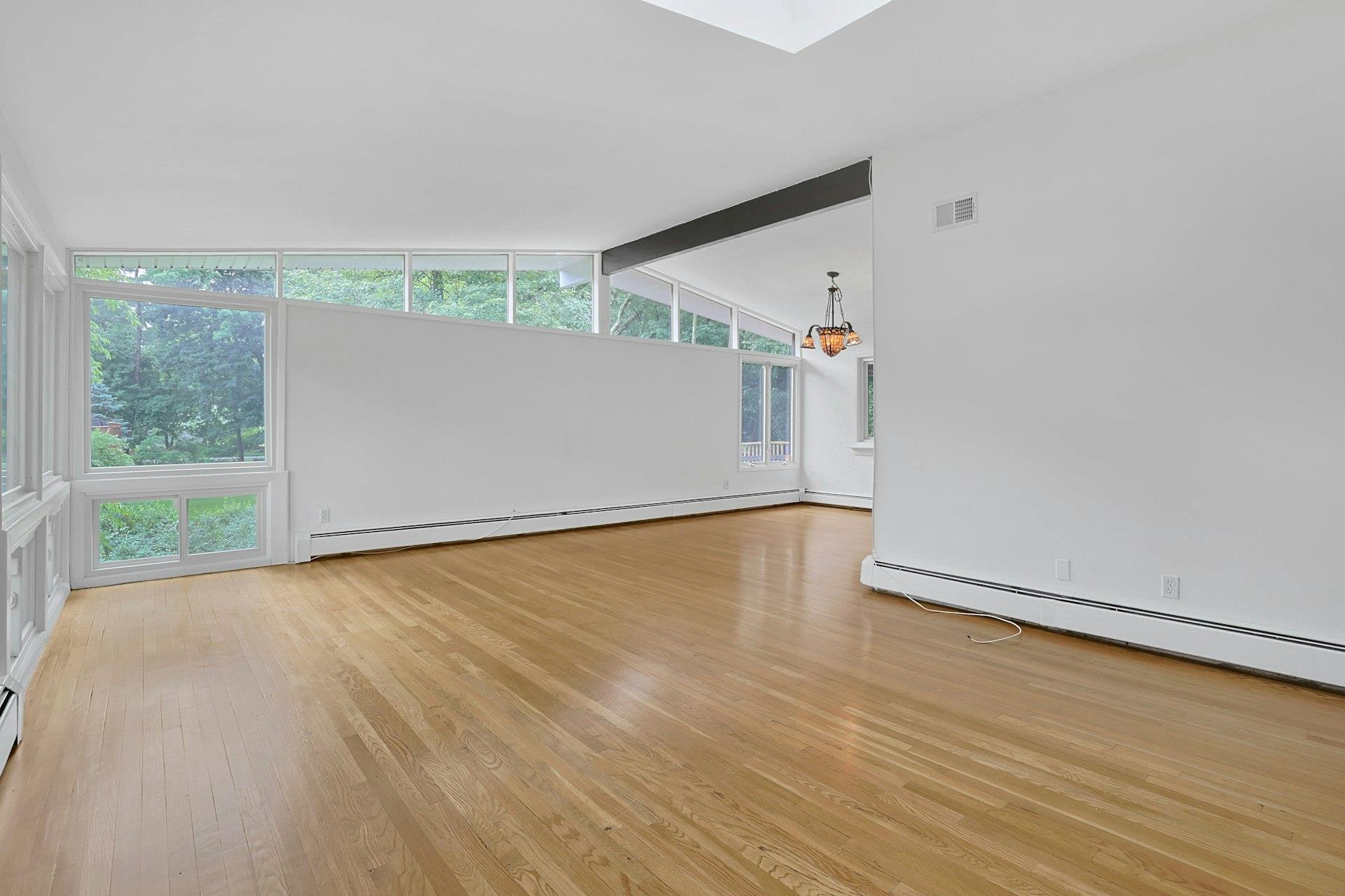 3 Dore Court, New City, NY 10956