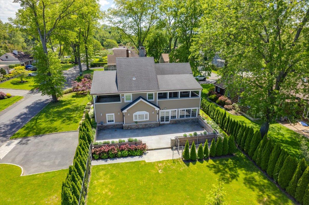 4 Clover Place, New Rochelle, NY 10805