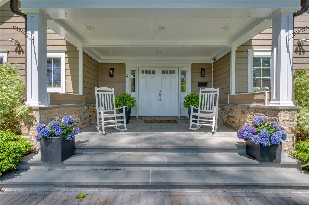 4 Clover Place, New Rochelle, NY 10805