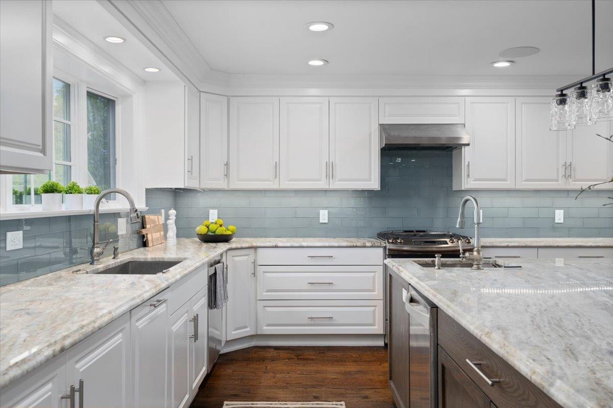 4 Clover Place, New Rochelle, NY 10805