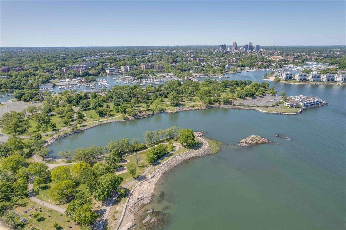 4 Clover Place, New Rochelle, NY 10805