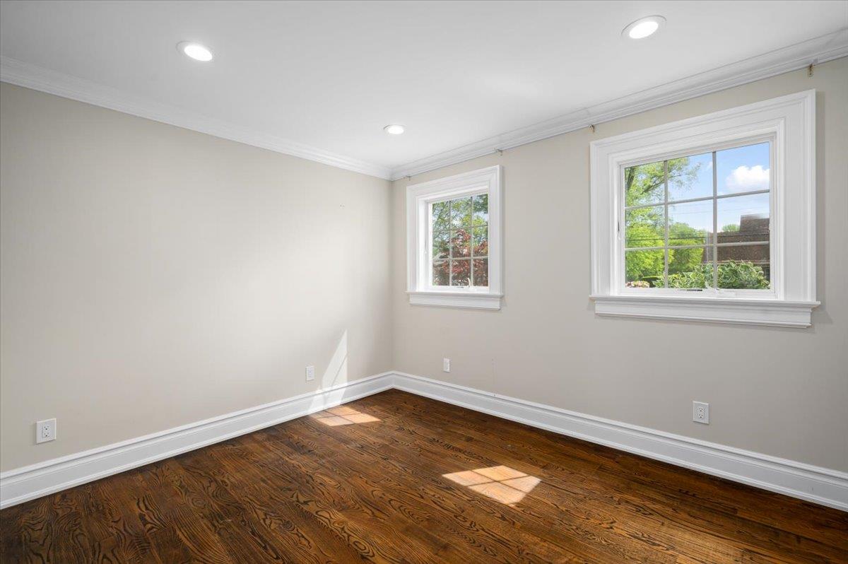 4 Clover Place, New Rochelle, NY 10805