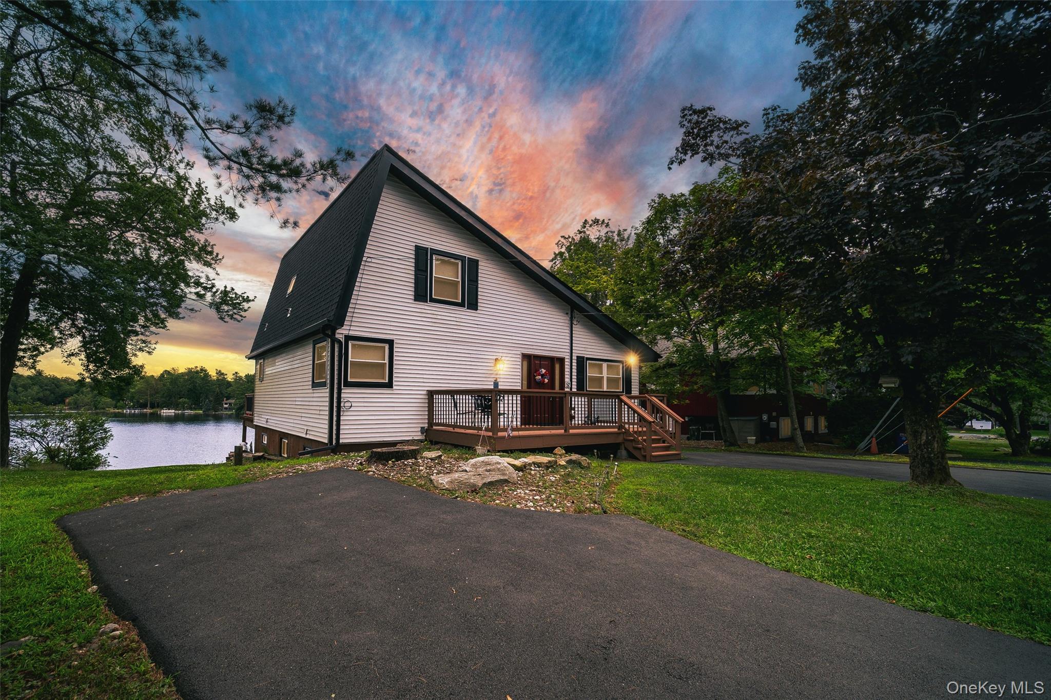 52 Crescent Circle, Rock Hill, NY 12775