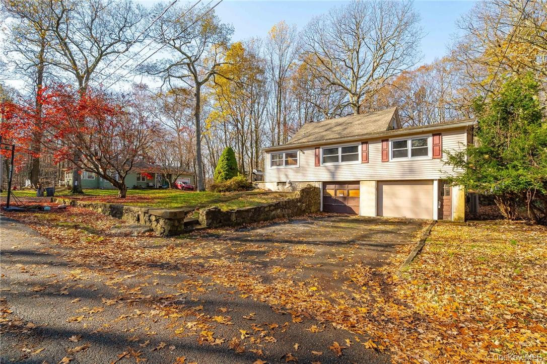 802 Forest Glen Road, Monroe, NY 10950