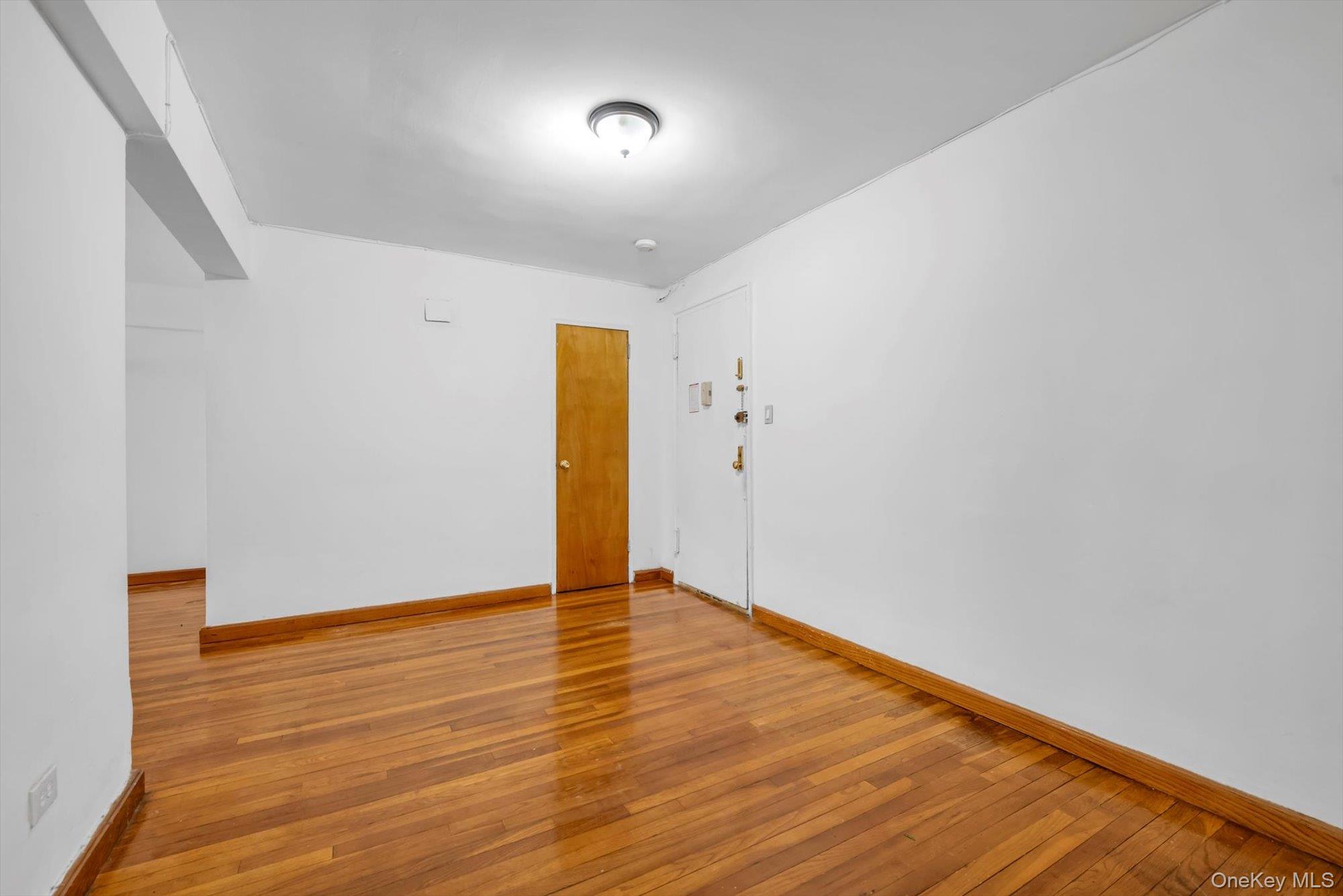 94-11 60th Avenue # 4E, Elmhurst, NY 11373