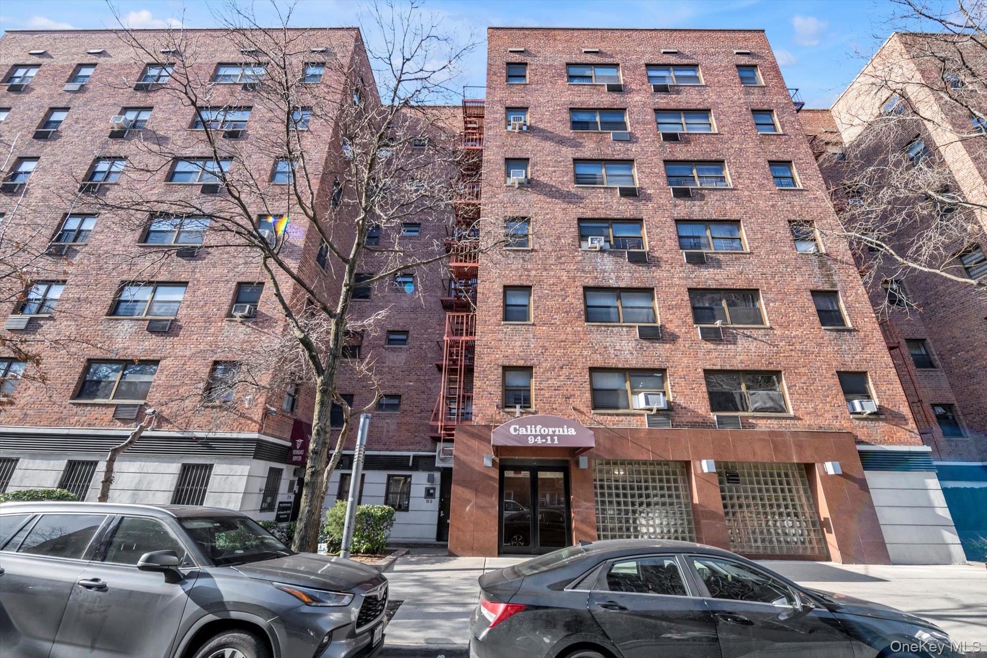 94-11 60th Avenue # 4E, Elmhurst, NY 11373